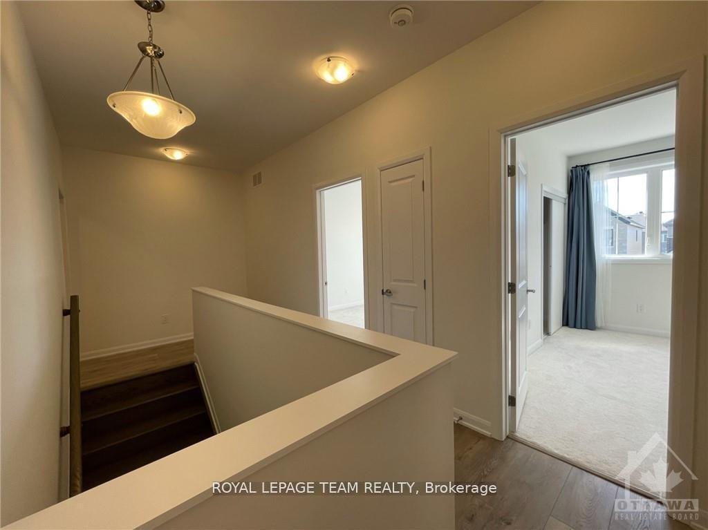 Photo 16 of 51 Eramosa Crescent, Ottawa, Kanata - Kanata Lakes/Heritage Hills — HOMEH