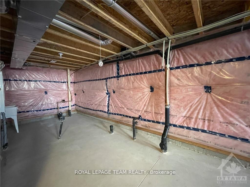 Photo 30 of 51 Eramosa Crescent, Ottawa, Kanata - Kanata Lakes/Heritage Hills — HOMEH