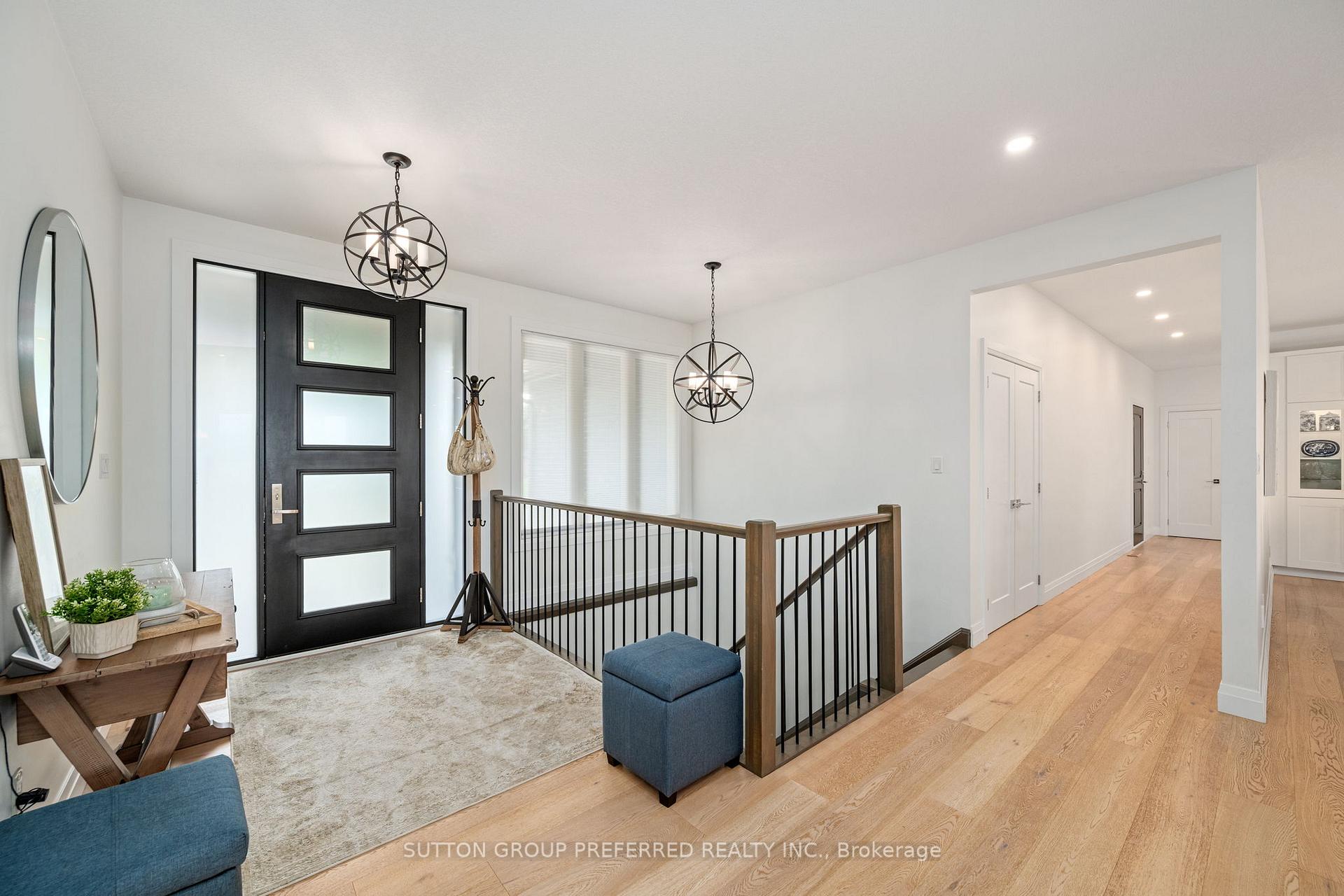 Photo 7 of 121 Lewis Drive, Middlesex Centre, Coldstream — HOMEH