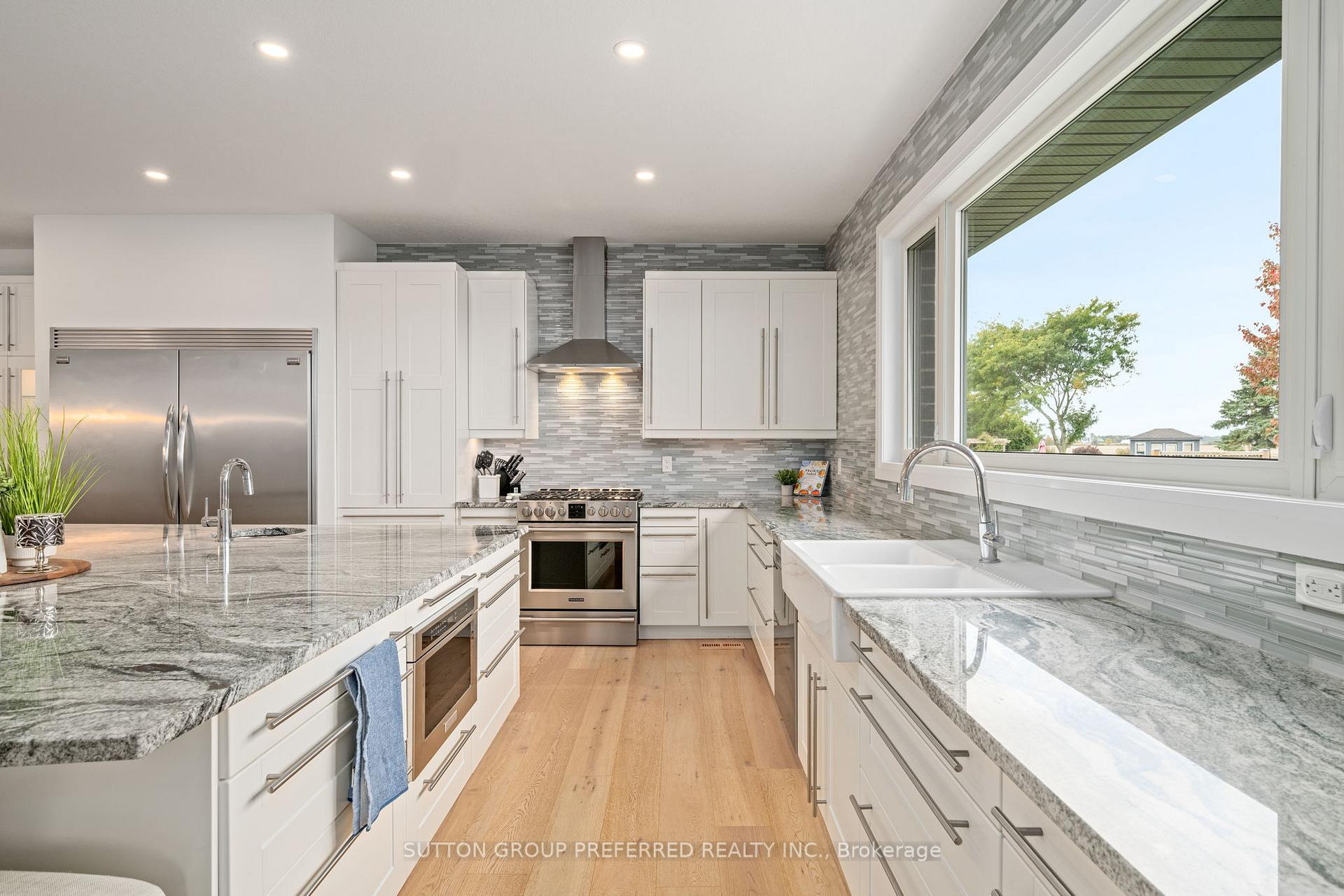 Photo 14 of 121 Lewis Drive, Middlesex Centre, Coldstream — HOMEH