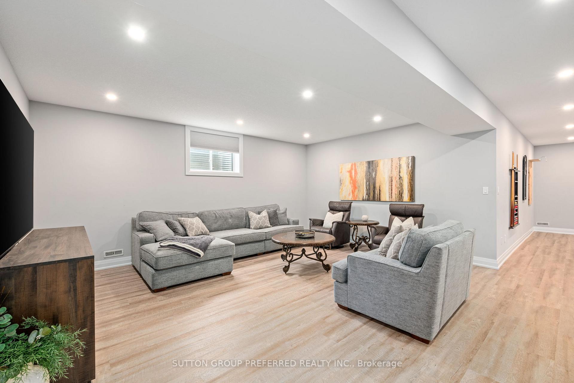 Photo 29 of 121 Lewis Drive, Middlesex Centre, Coldstream — HOMEH
