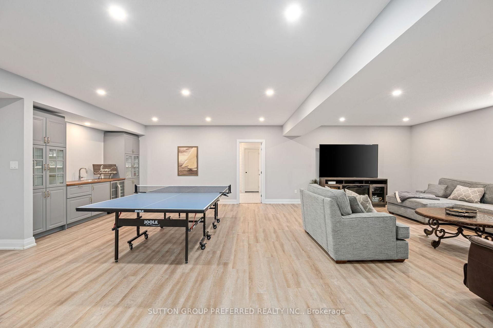 Photo 32 of 121 Lewis Drive, Middlesex Centre, Coldstream — HOMEH