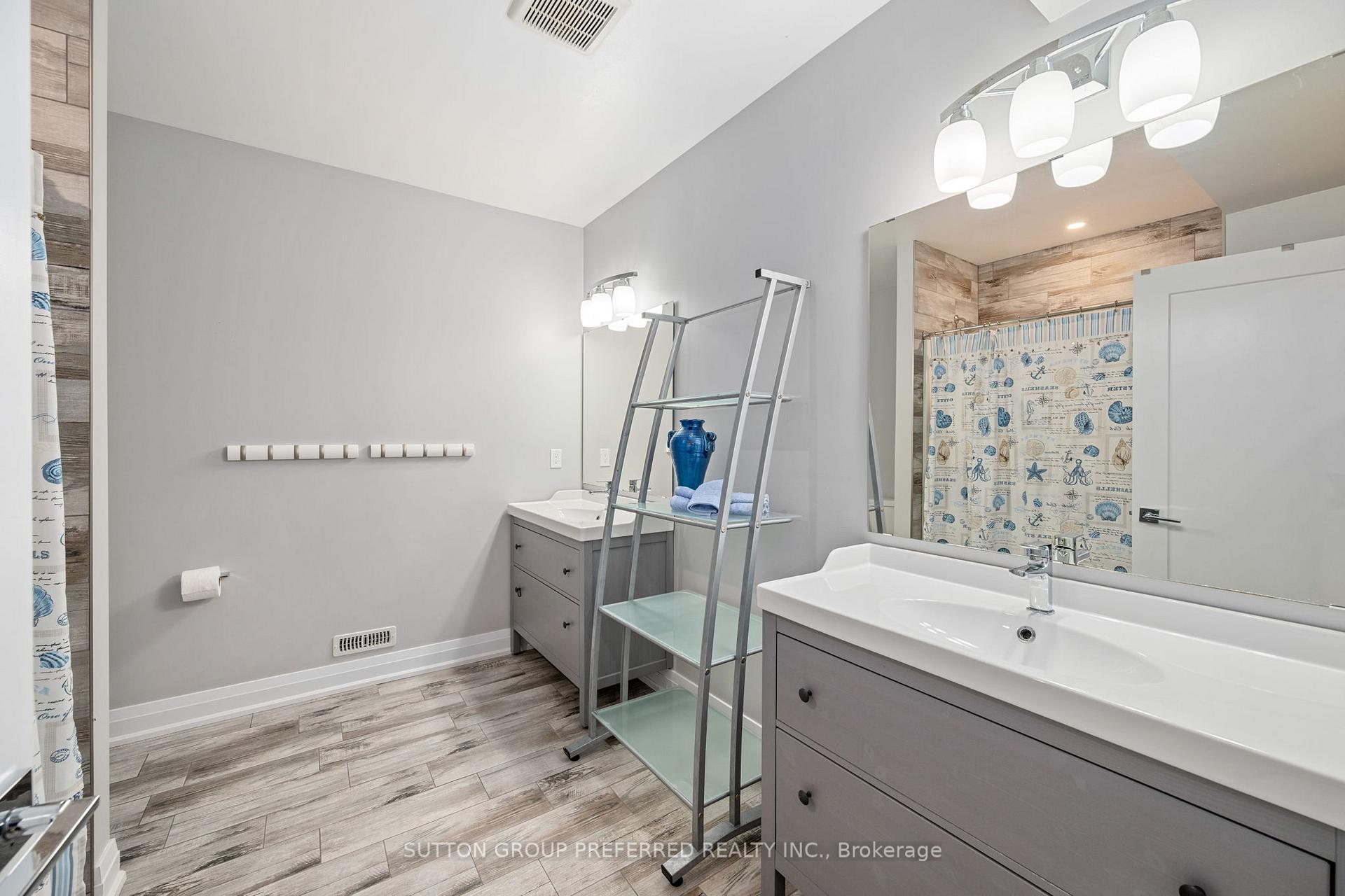 Photo 35 of 121 Lewis Drive, Middlesex Centre, Coldstream — HOMEH