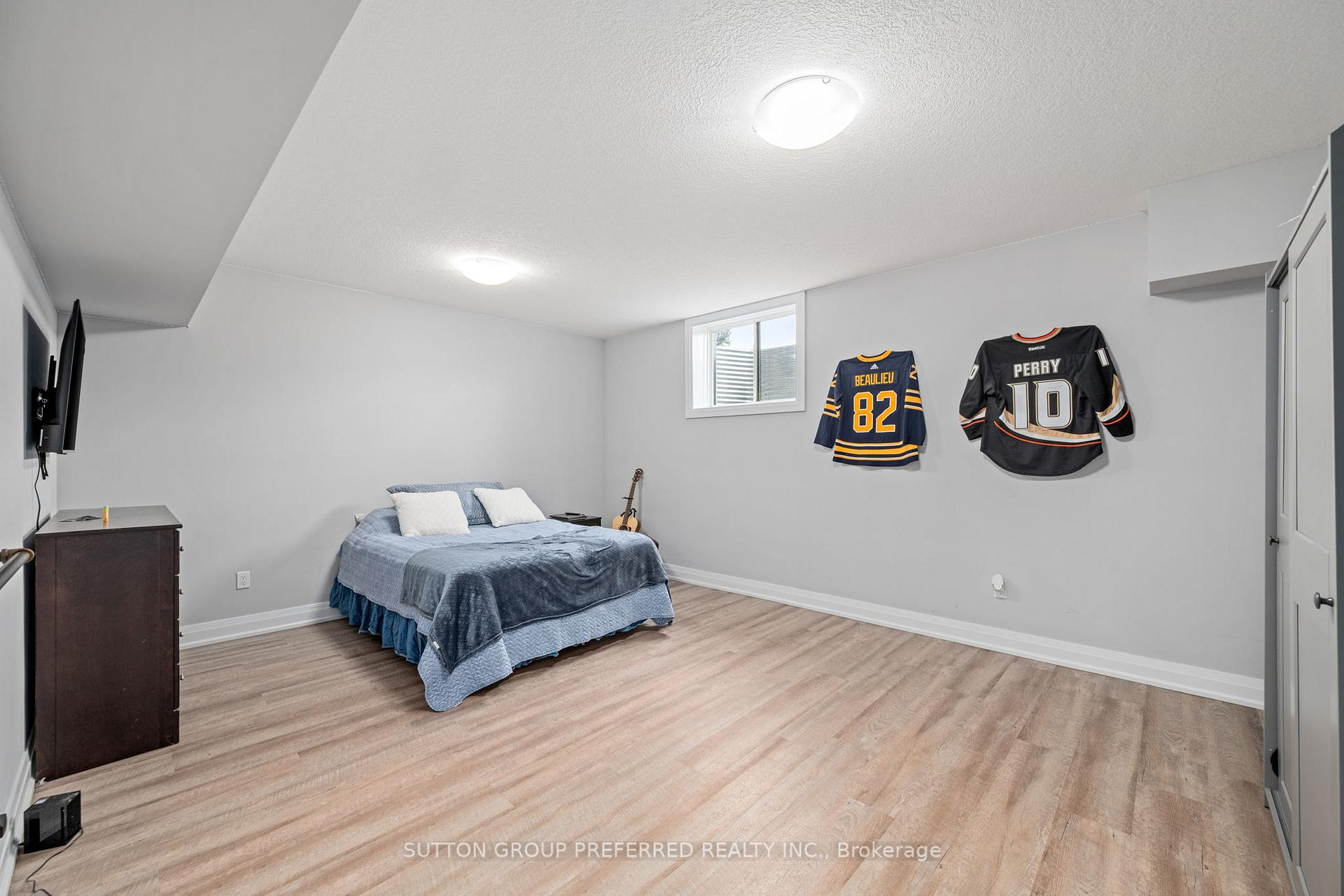 Photo 36 of 121 Lewis Drive, Middlesex Centre, Coldstream — HOMEH