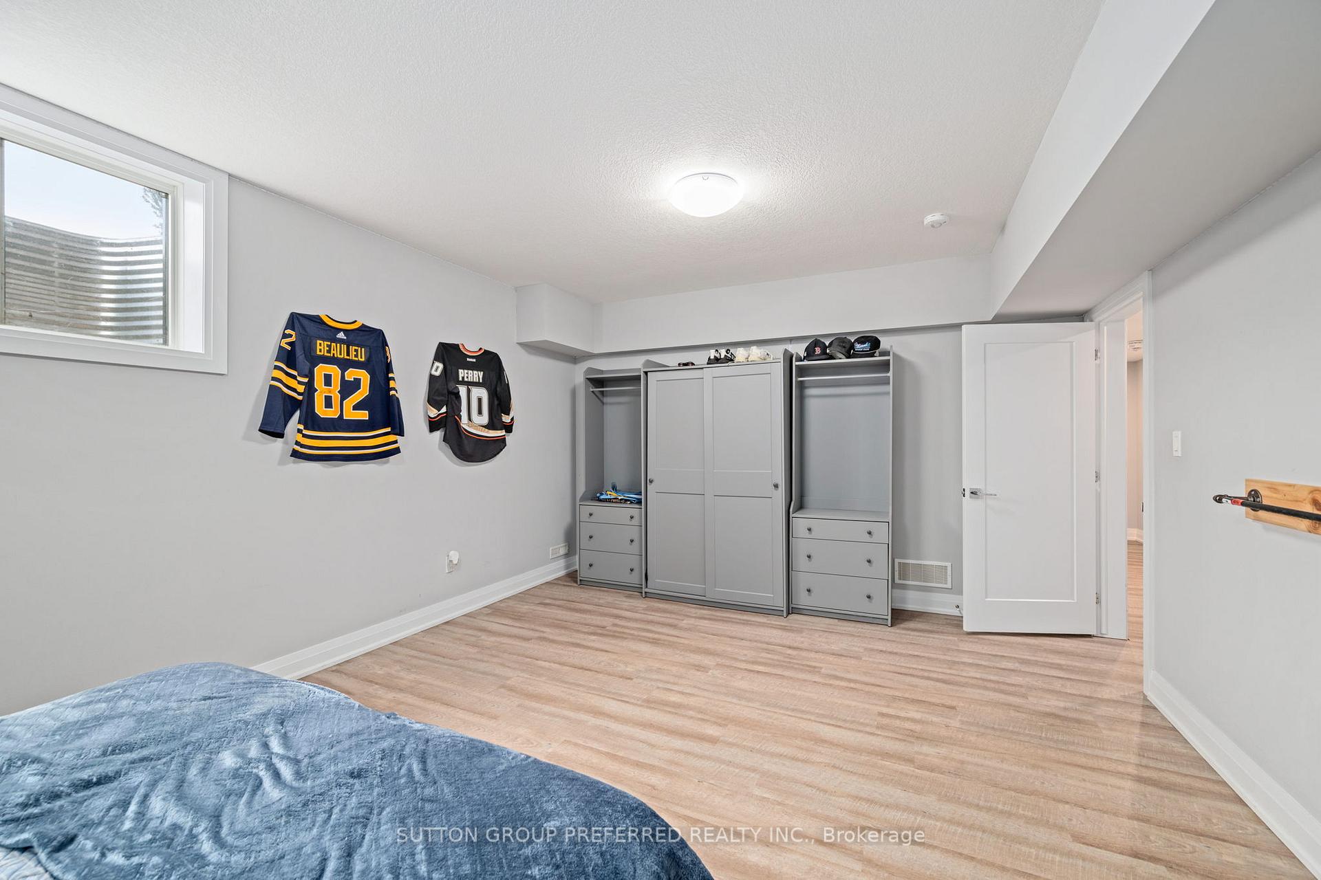 Photo 37 of 121 Lewis Drive, Middlesex Centre, Coldstream — HOMEH