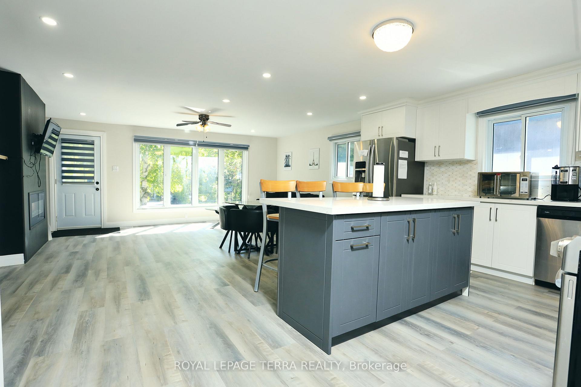 Photo 12 of 1786 St John Road, Innisfil, Alcona — HOMEH