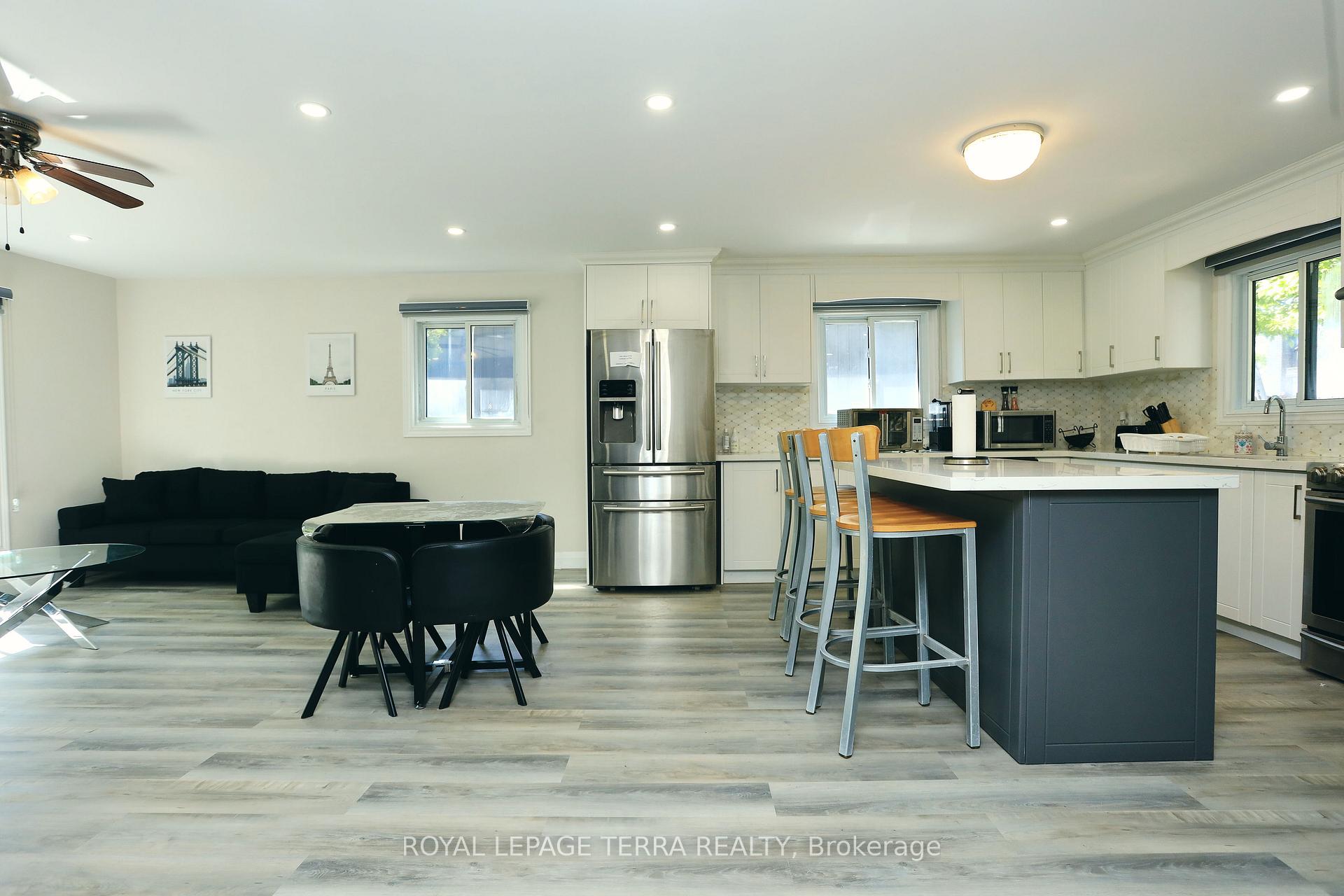 Photo 17 of 1786 St John Road, Innisfil, Alcona — HOMEH