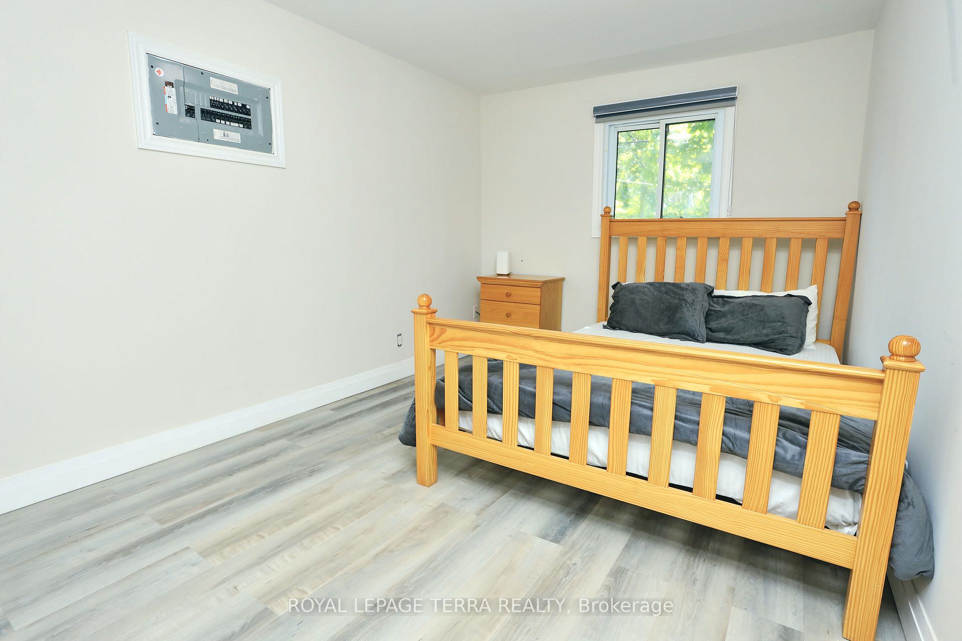 Photo 21 of 1786 St John Road, Innisfil, Alcona — HOMEH