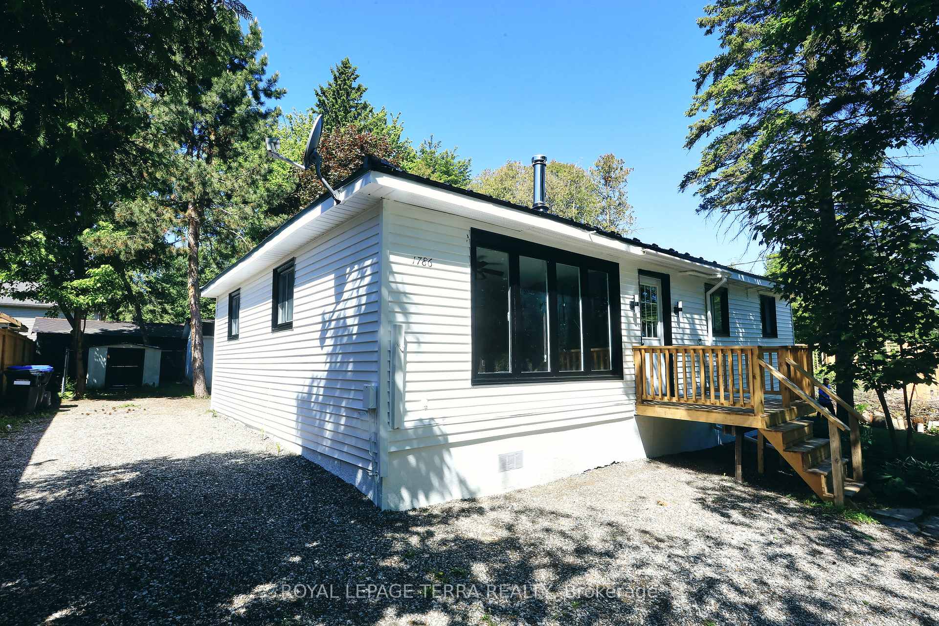 Photo 34 of 1786 St John Road, Innisfil, Alcona — HOMEH