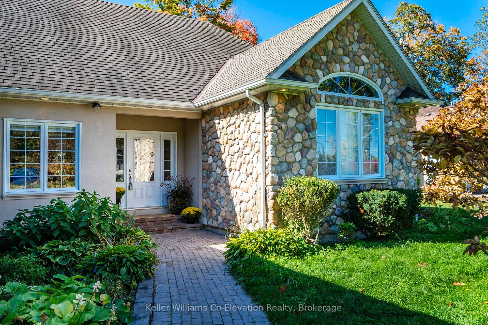 Photo 6 of 428 Curry Road, Midland — HOMEH