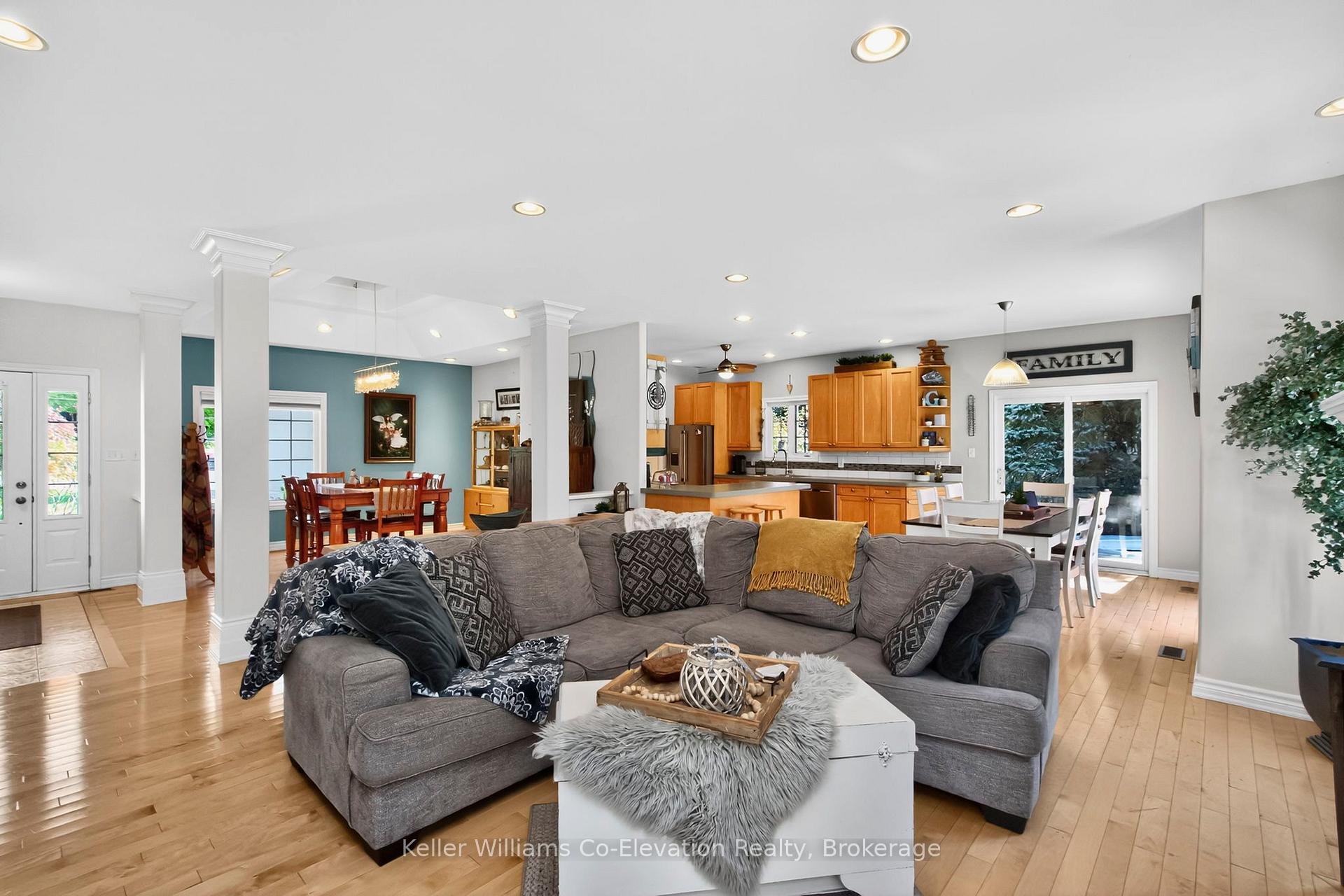 Photo 11 of 428 Curry Road, Midland — HOMEH