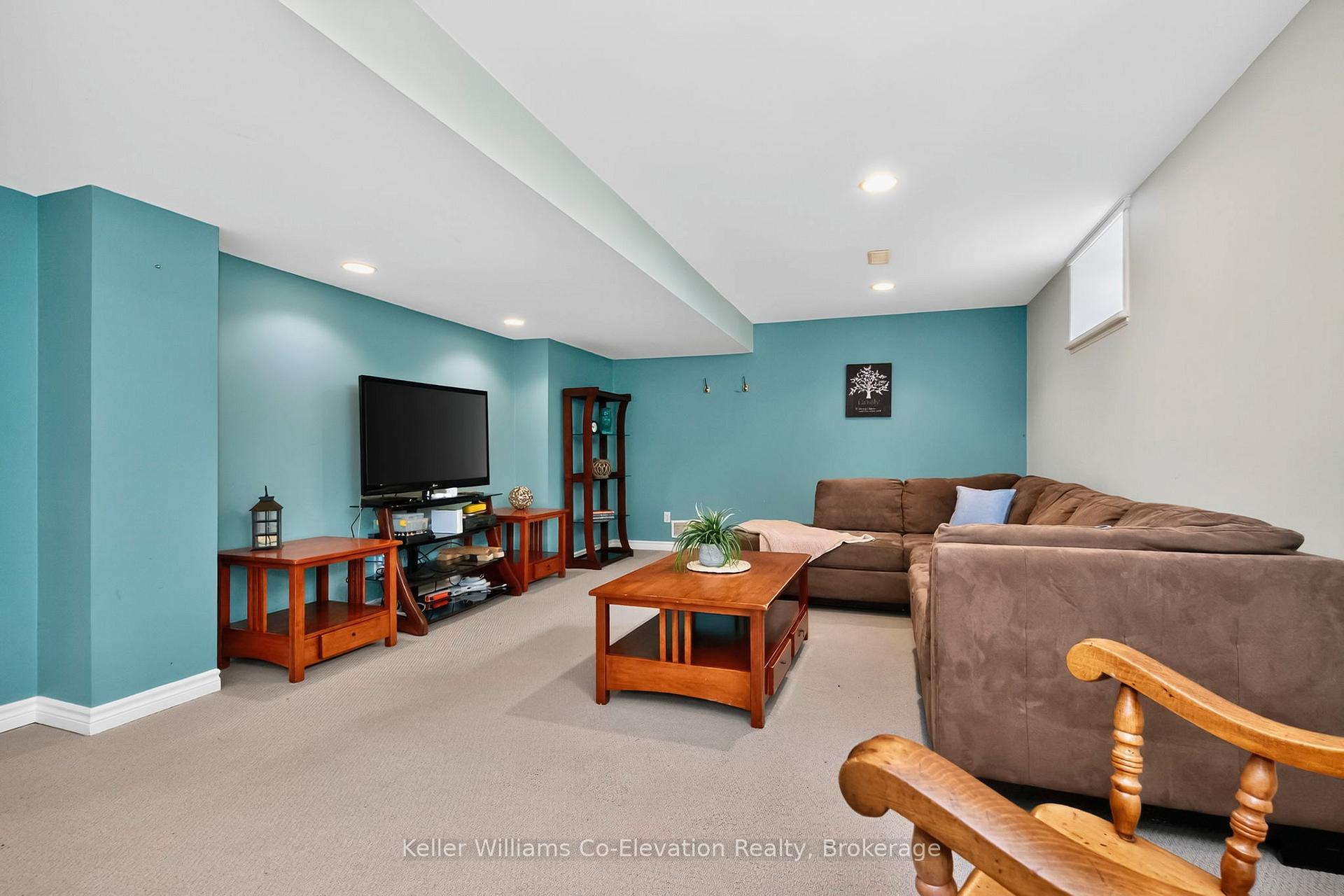 Photo 29 of 428 Curry Road, Midland — HOMEH