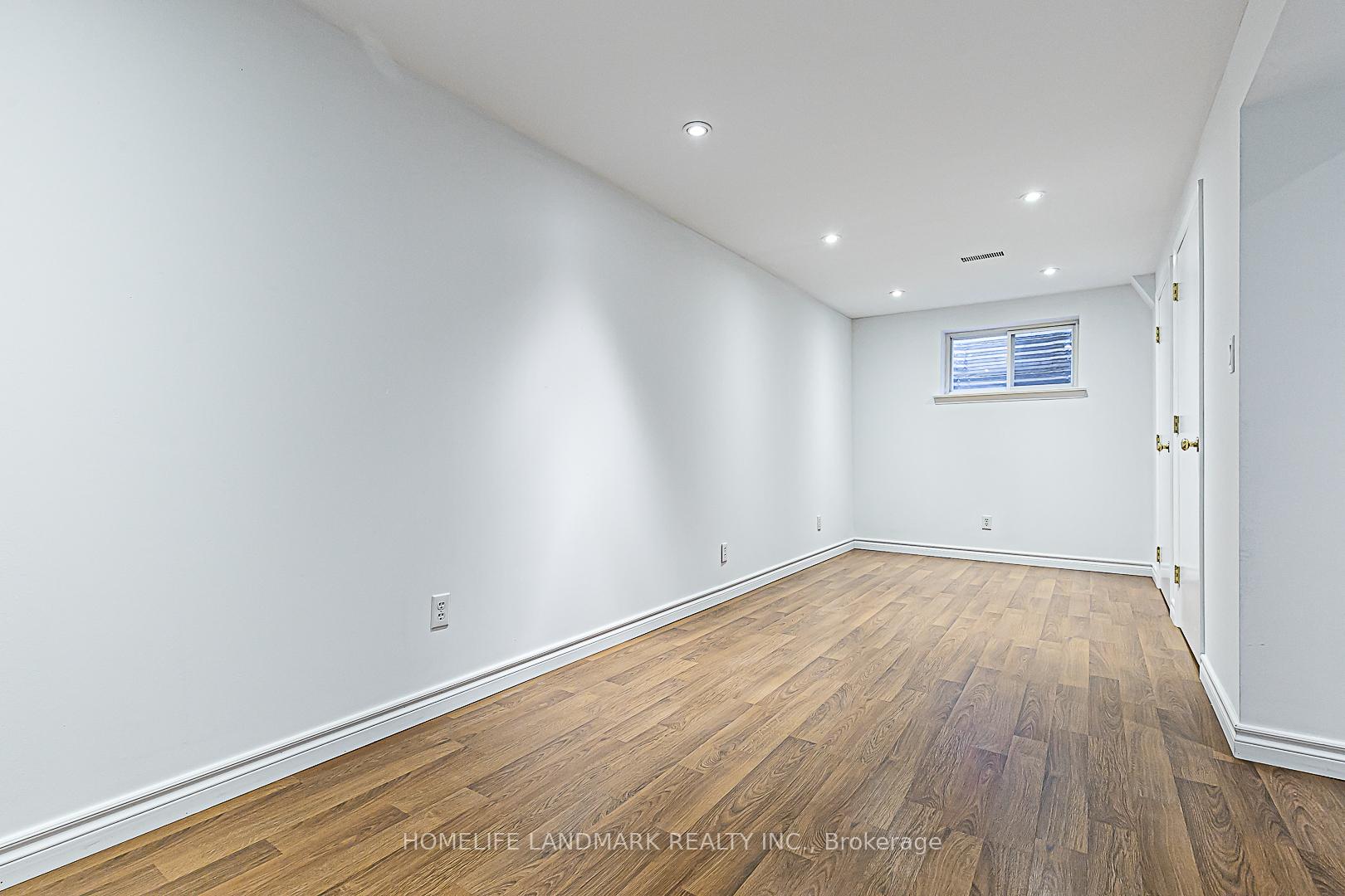 Photo 33 of 6 Willowgate Drive, Markham, Bullock — HOMEH