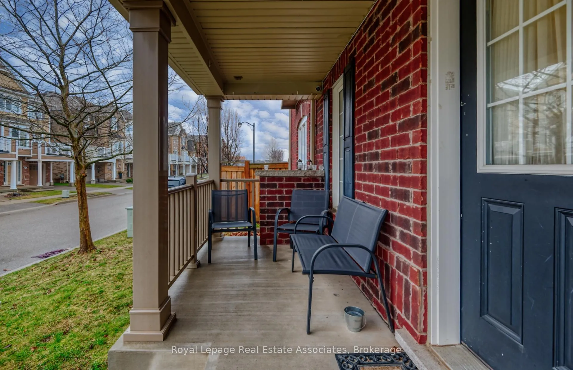 Photo 8 of 440 Dalhousie Gate, Milton, Willmott — HOMEH