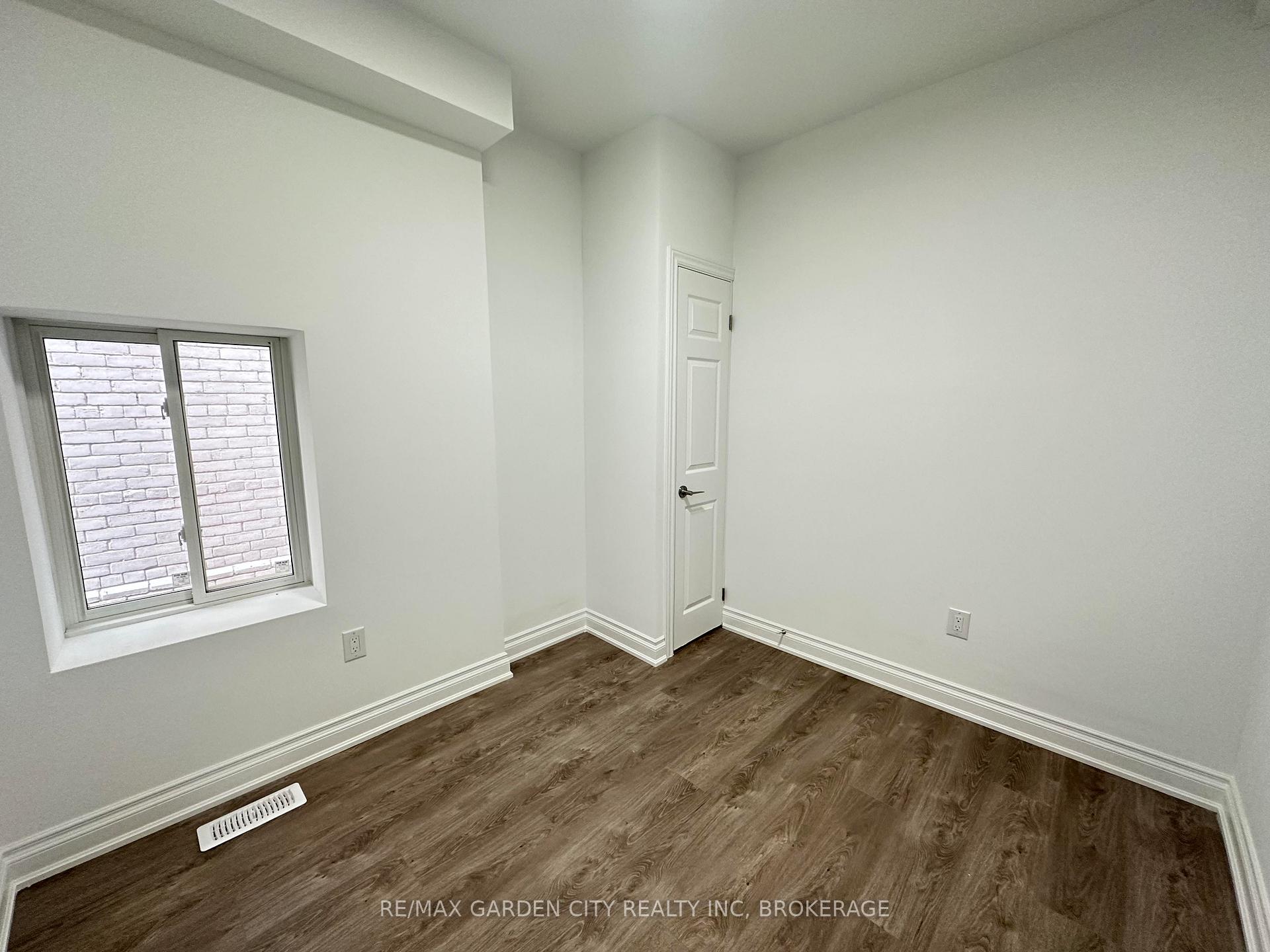 Photo 7 of Unit 1, 110 Myrtle Avenue, Hamilton, St. Clair — HOMEH