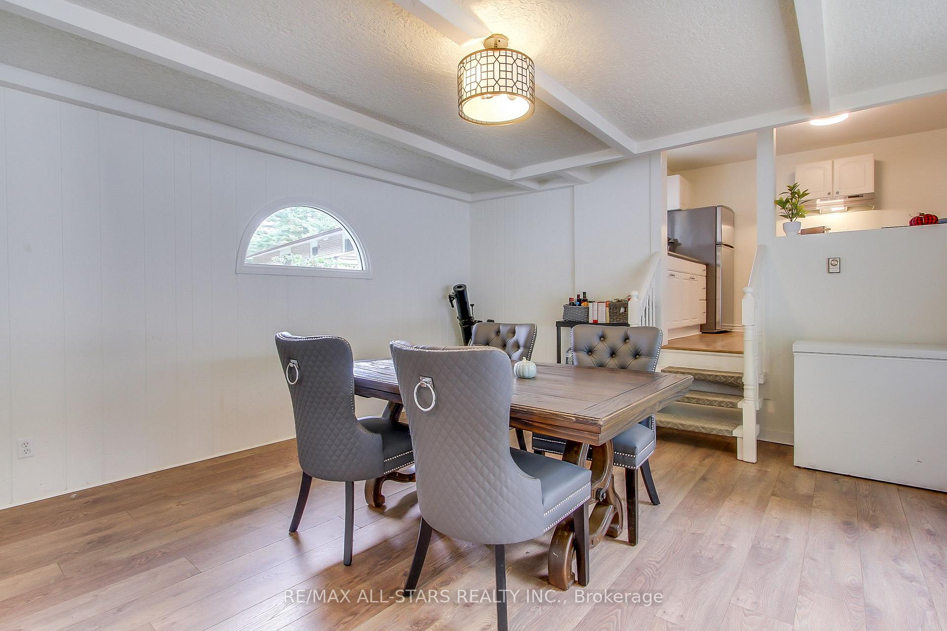 Photo 10 of 621 Pinegrove Avenue, Innisfil, Rural Innisfil — HOMEH