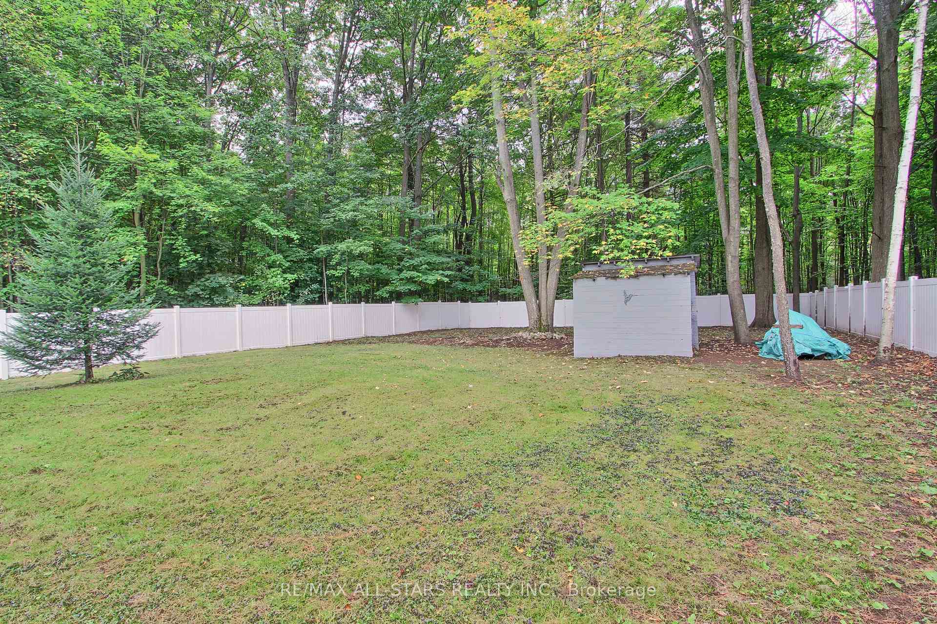 Photo 25 of 621 Pinegrove Avenue, Innisfil, Rural Innisfil — HOMEH