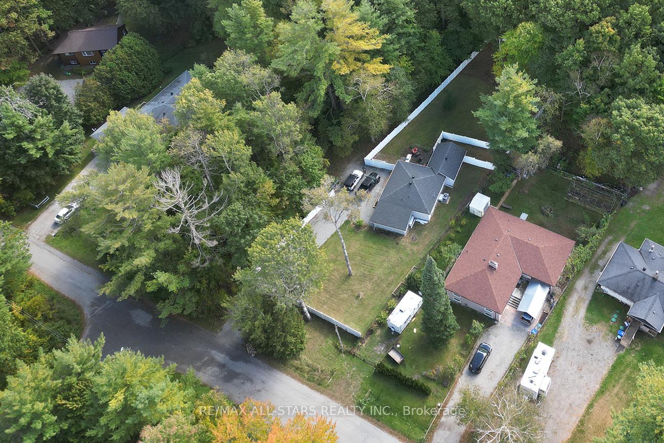 Photo 26 of 621 Pinegrove Avenue, Innisfil, Rural Innisfil — HOMEH