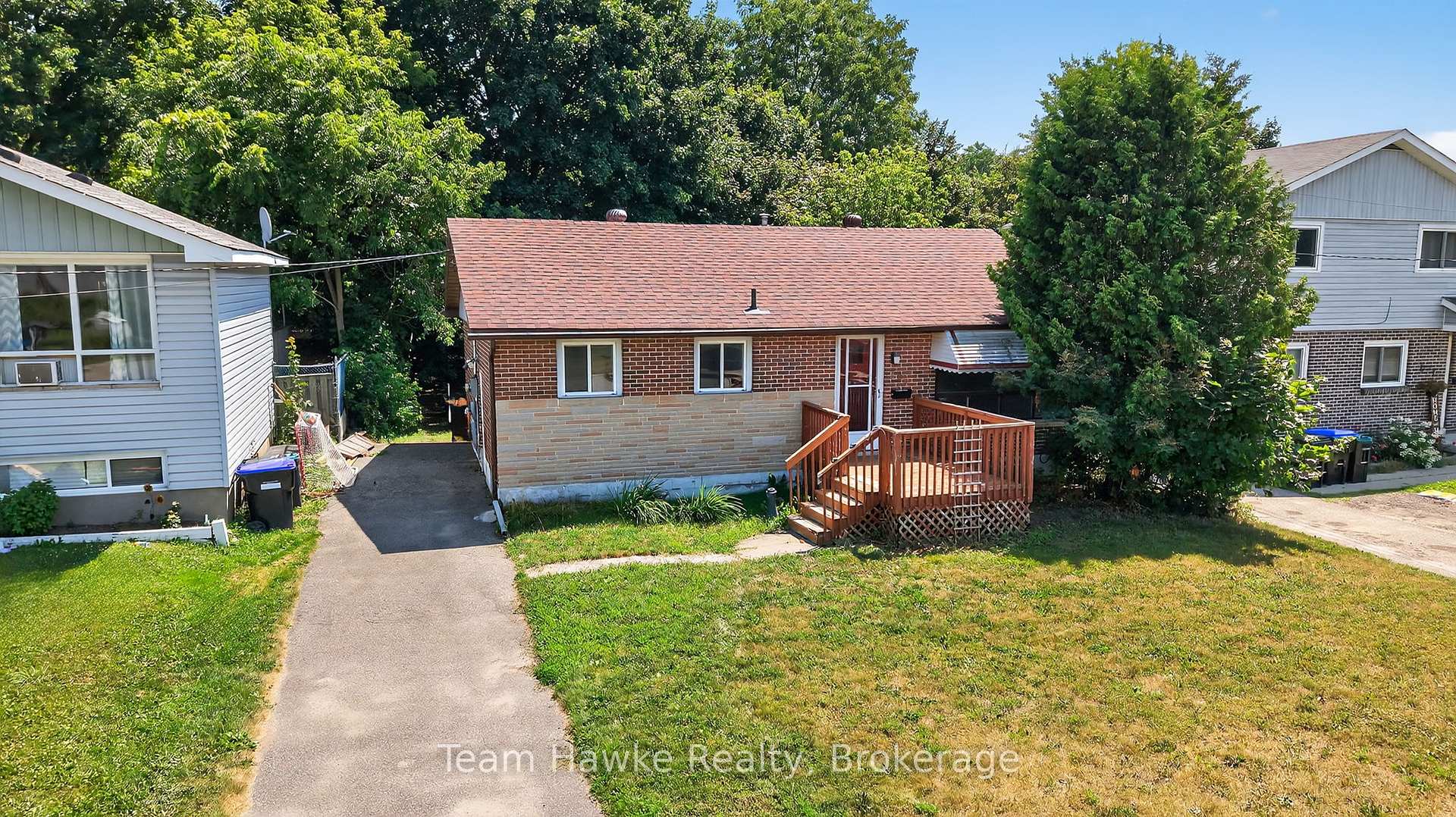 Photo 3 of 303 Scott Street, Midland — HOMEH