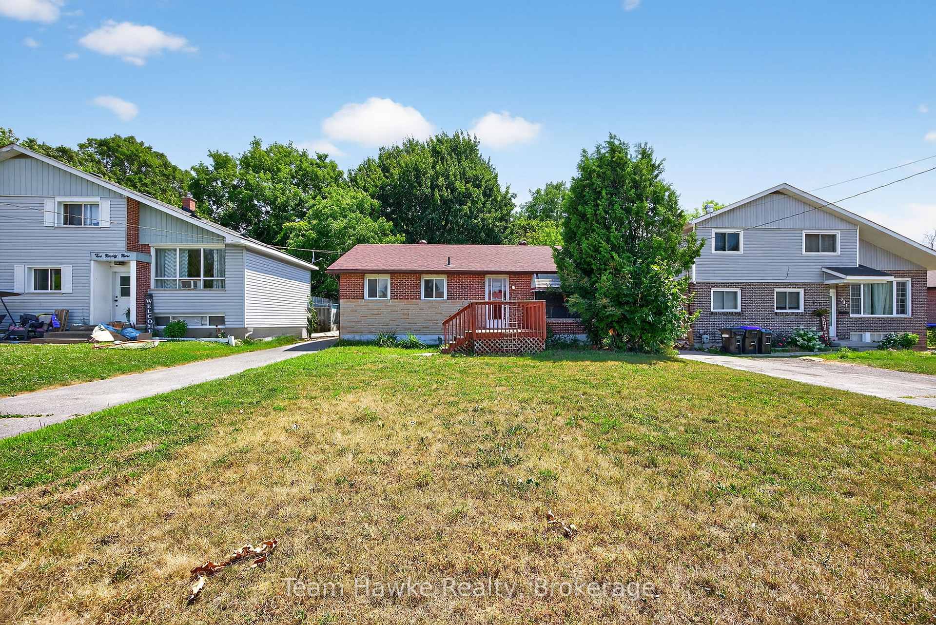 Photo 5 of 303 Scott Street, Midland — HOMEH