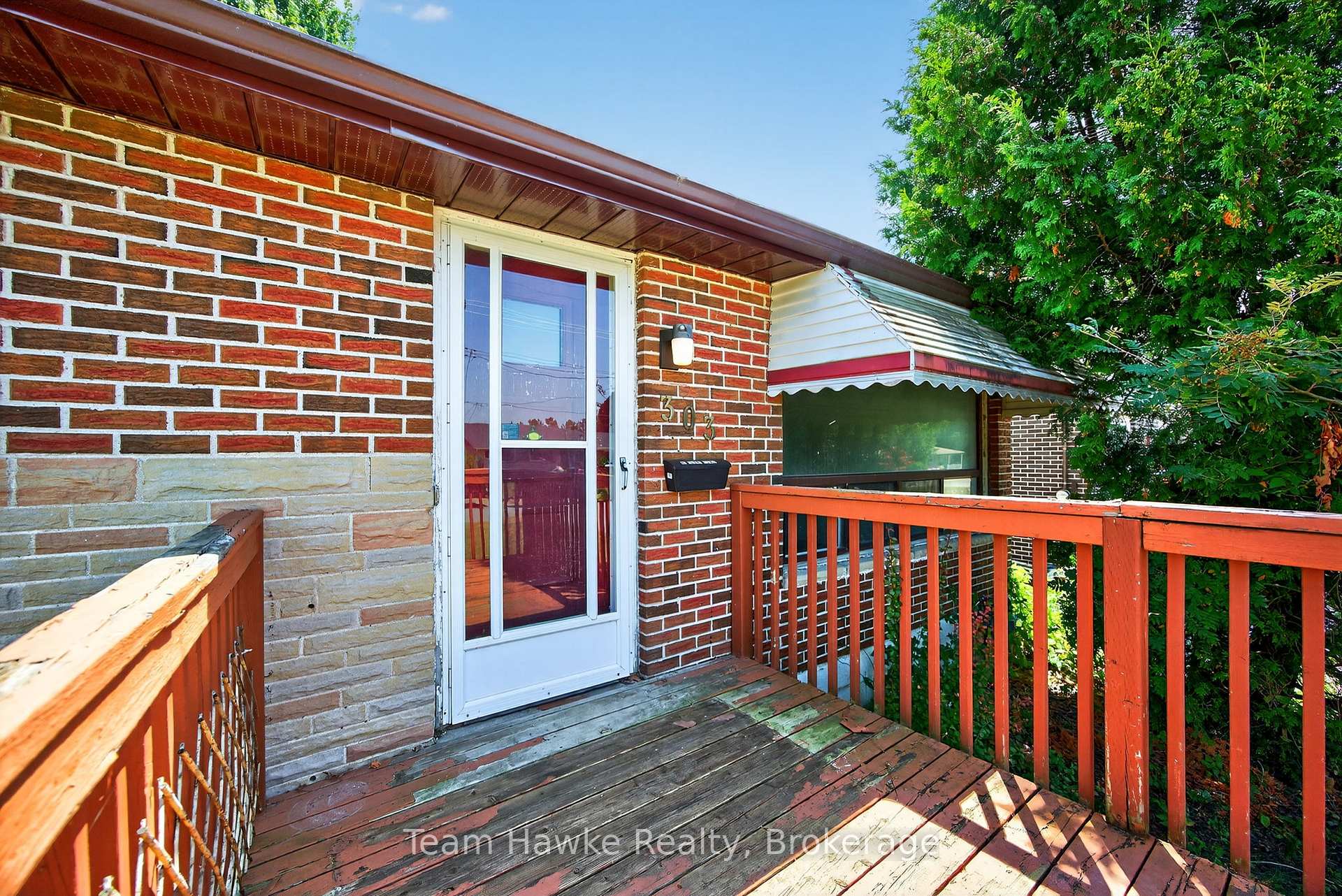 Photo 6 of 303 Scott Street, Midland — HOMEH