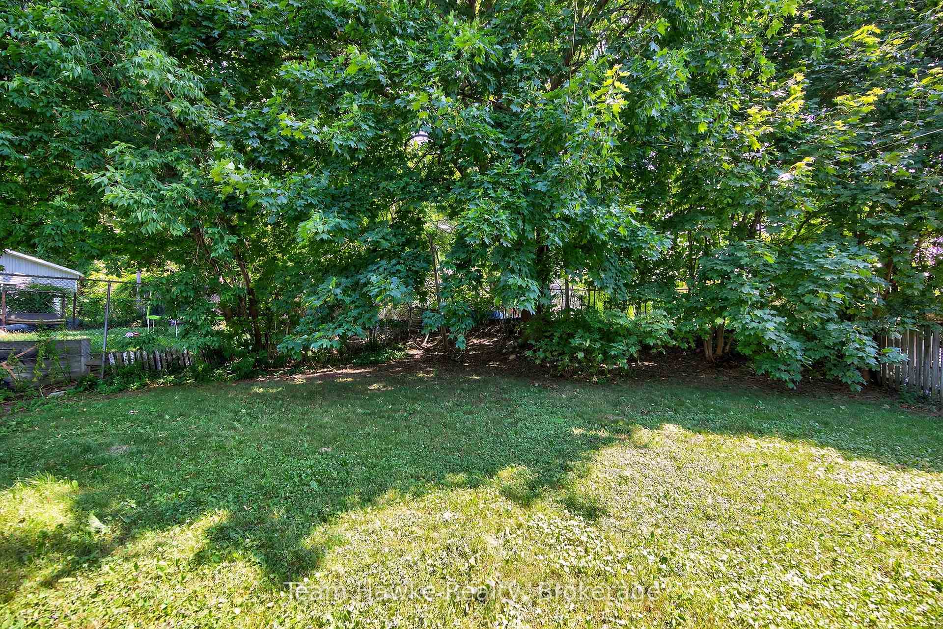 Photo 33 of 303 Scott Street, Midland — HOMEH
