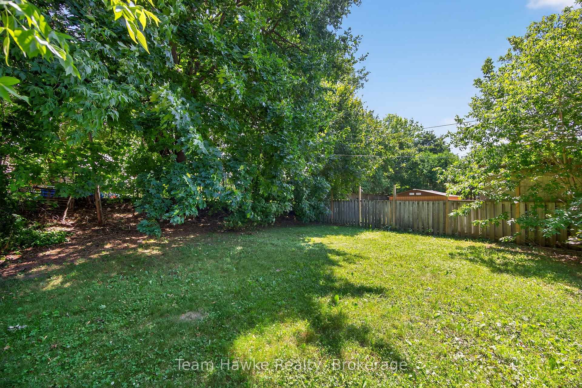 Photo 34 of 303 Scott Street, Midland — HOMEH