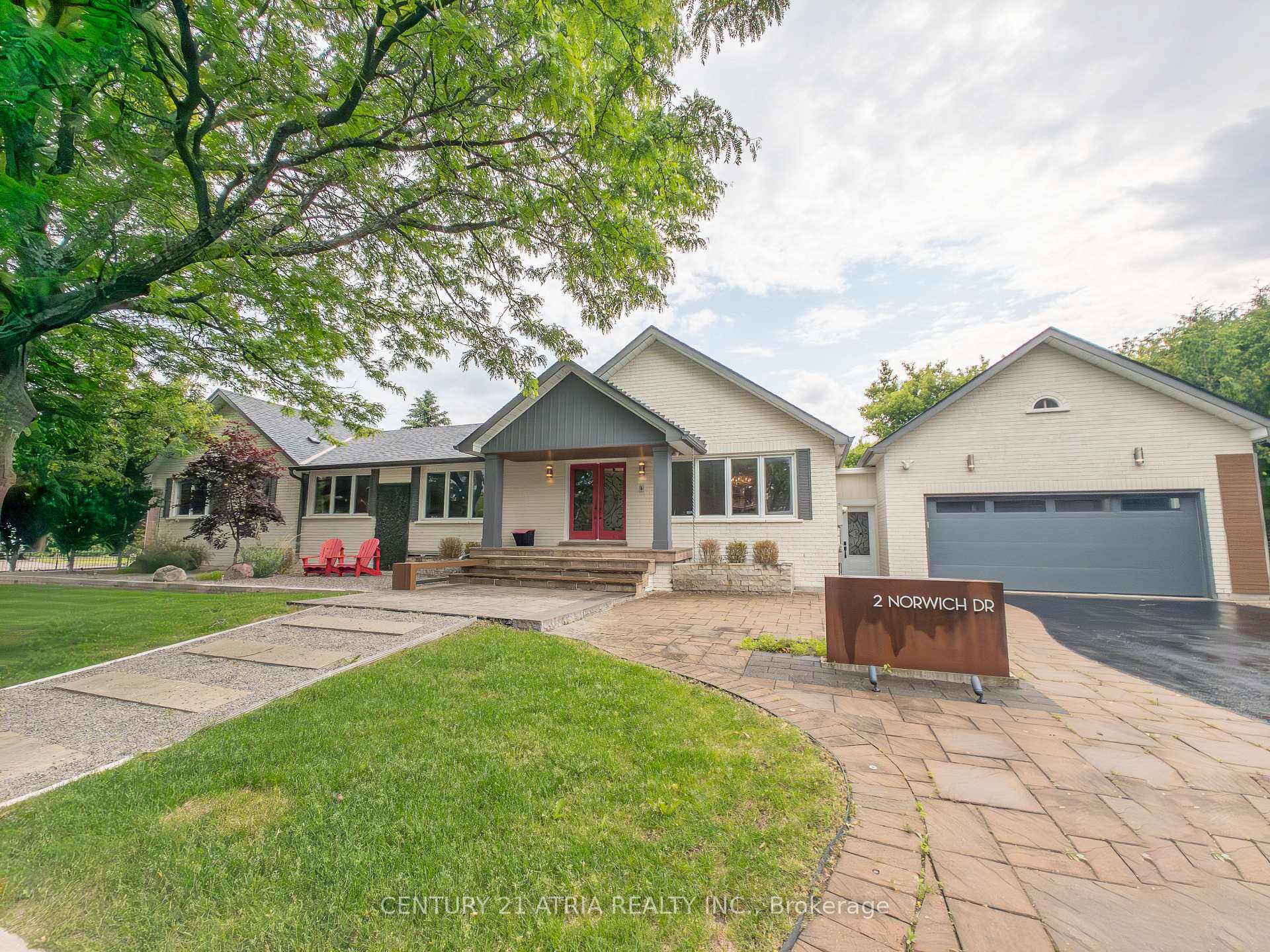 Photo 1 of 2 Norwich Drive, Markham, Raymerville — HOMEH