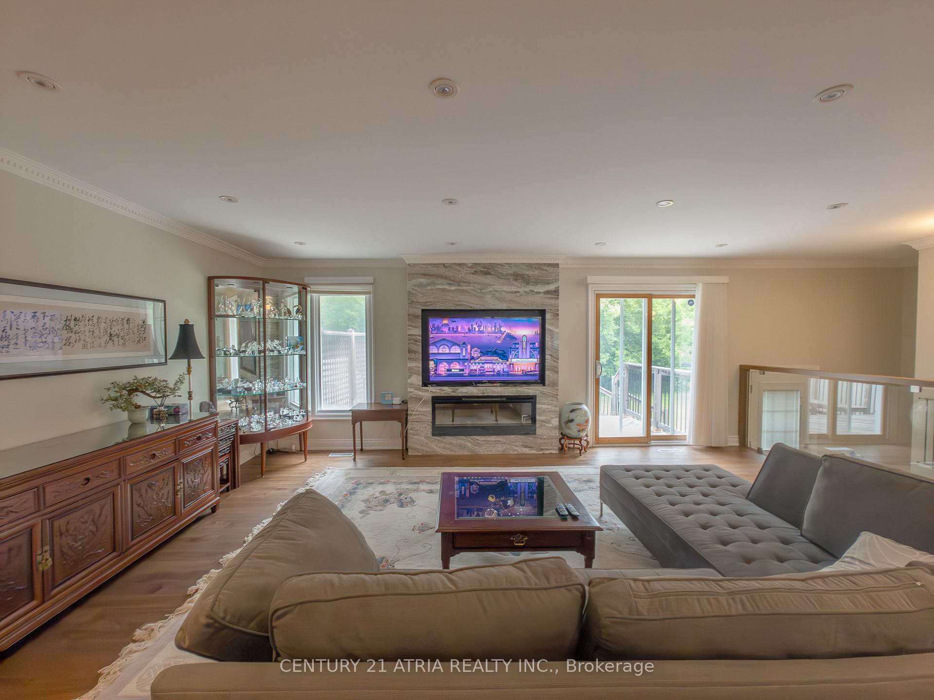 Photo 6 of 2 Norwich Drive, Markham, Raymerville — HOMEH