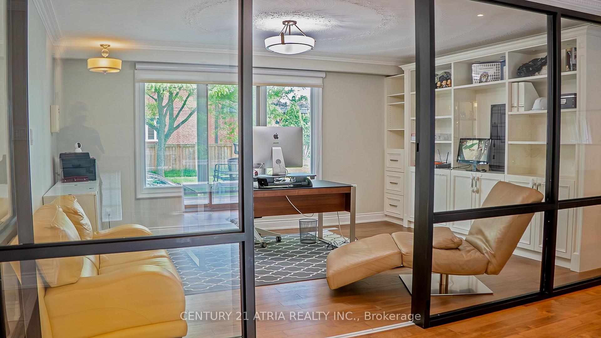 Photo 7 of 2 Norwich Drive, Markham, Raymerville — HOMEH