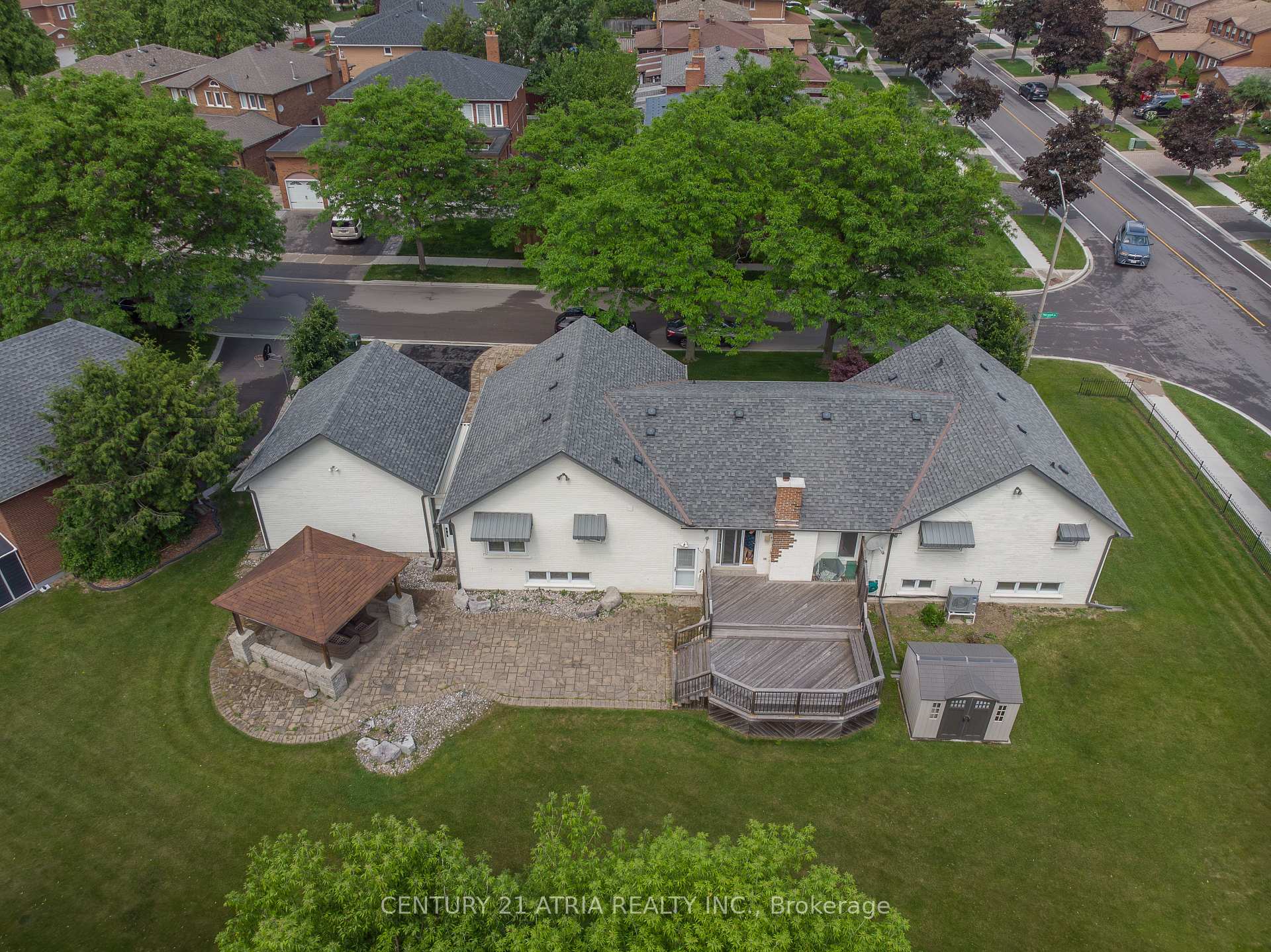 Photo 20 of 2 Norwich Drive, Markham, Raymerville — HOMEH