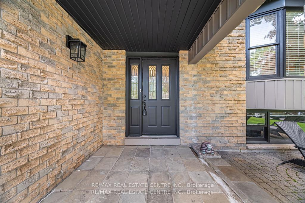 Photo 4 of 583 Moorelands Crescent, Milton, Timberlea — HOMEH