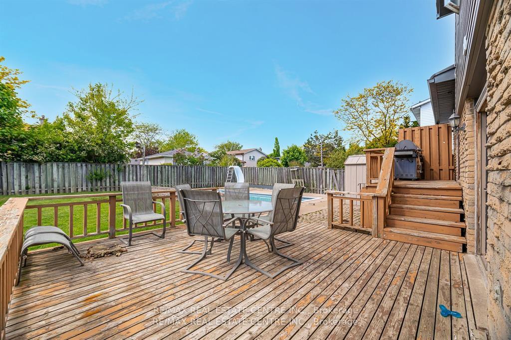 Photo 37 of 583 Moorelands Crescent, Milton, Timberlea — HOMEH