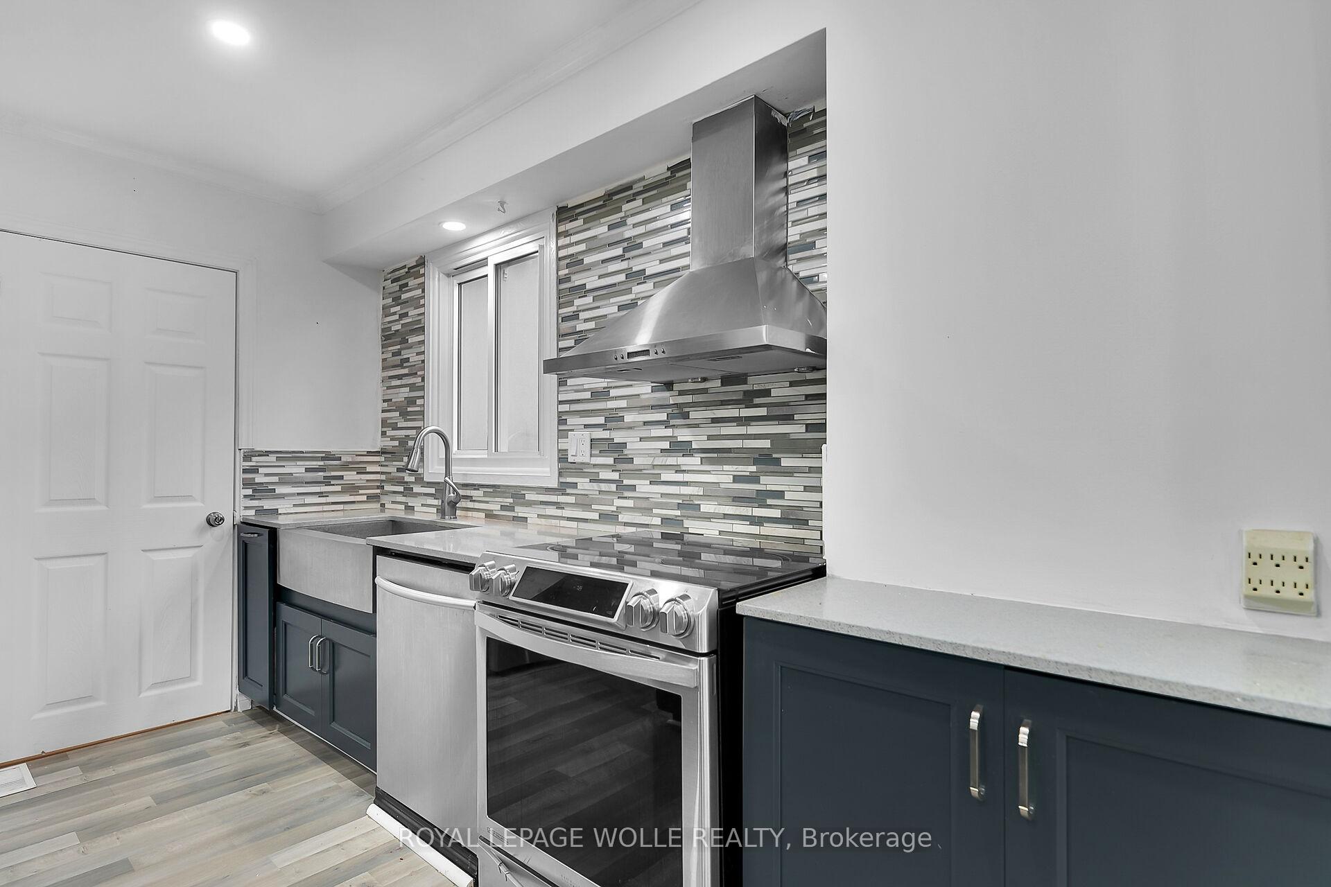 Photo 8 of 262 Heritage Drive, Kitchener — HOMEH