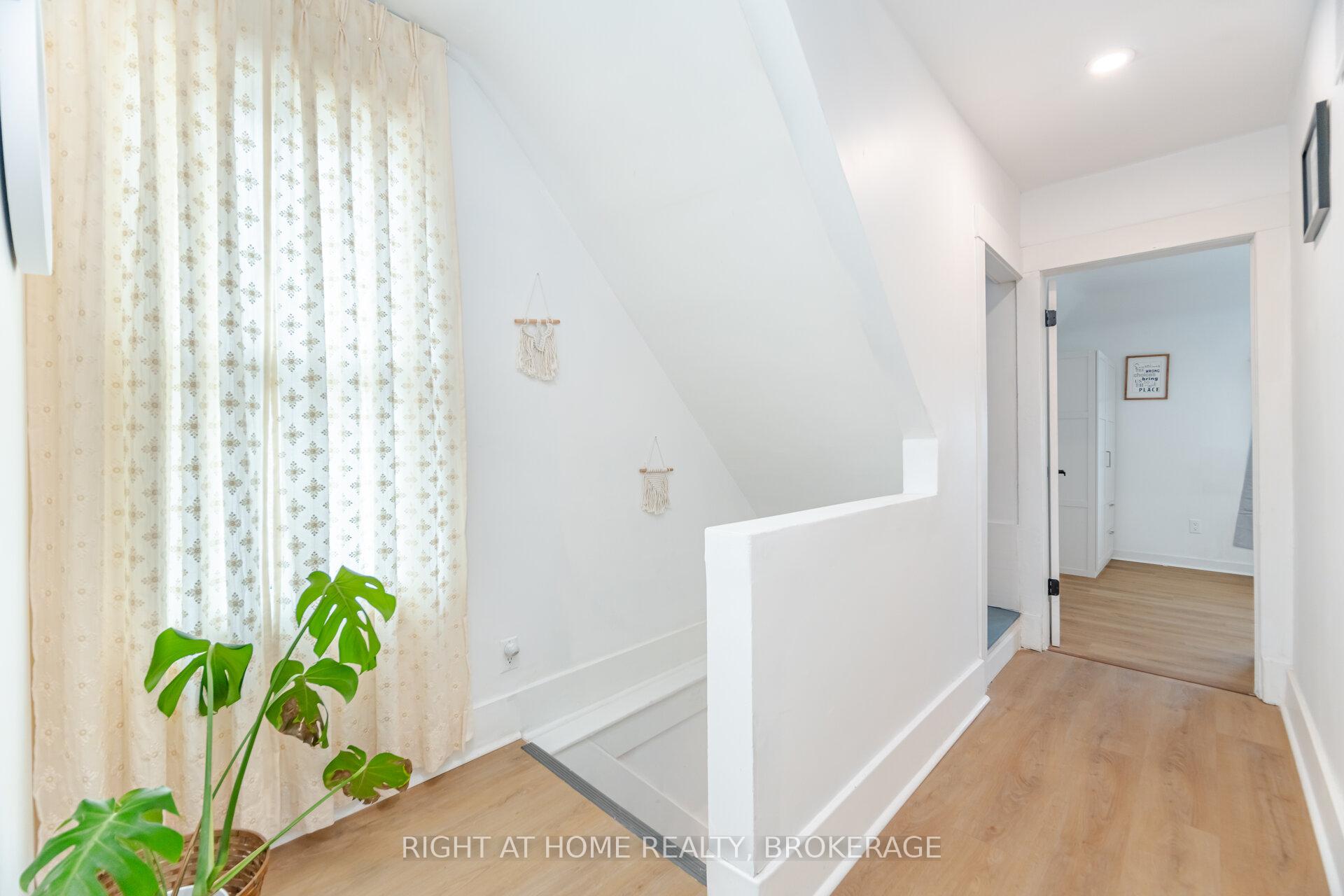 Photo 22 of 86 Glasgow Street, Kitchener — HOMEH