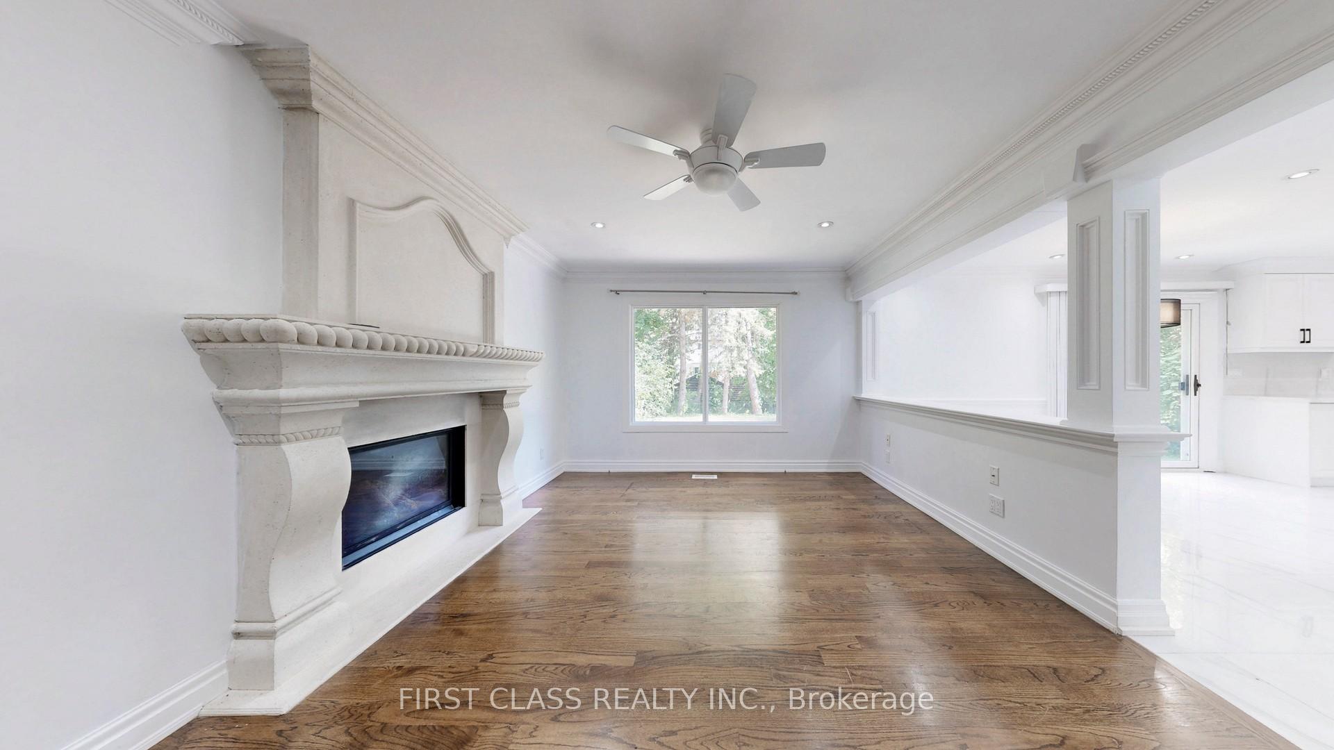 Photo 4 of 34 Ferrah Street, Markham, Unionville — HOMEH