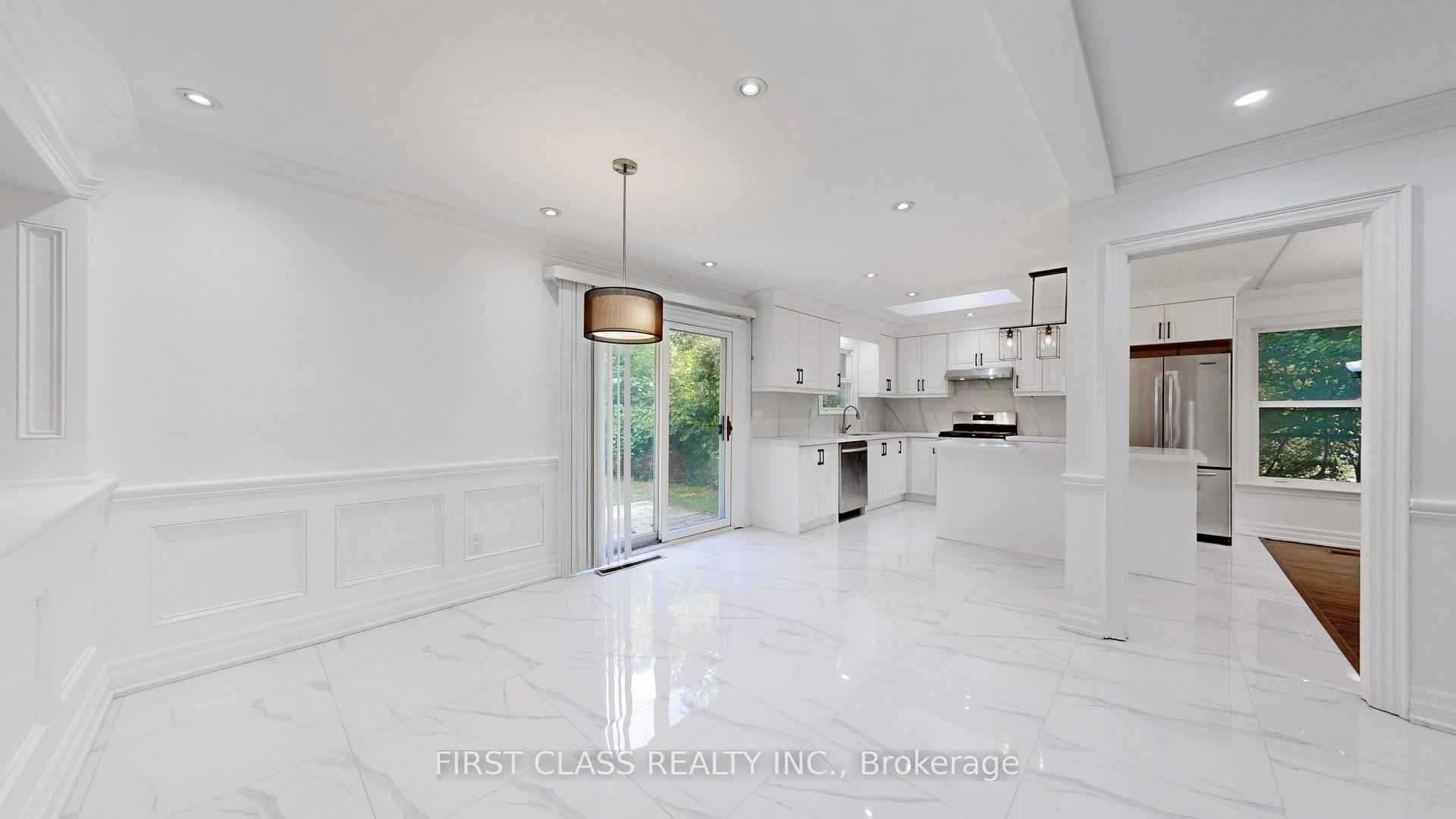 Photo 15 of 34 Ferrah Street, Markham, Unionville — HOMEH