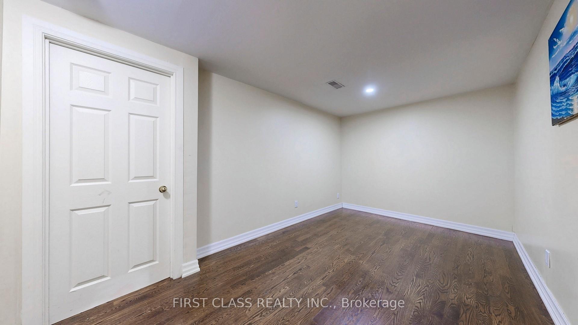 Photo 29 of 34 Ferrah Street, Markham, Unionville — HOMEH