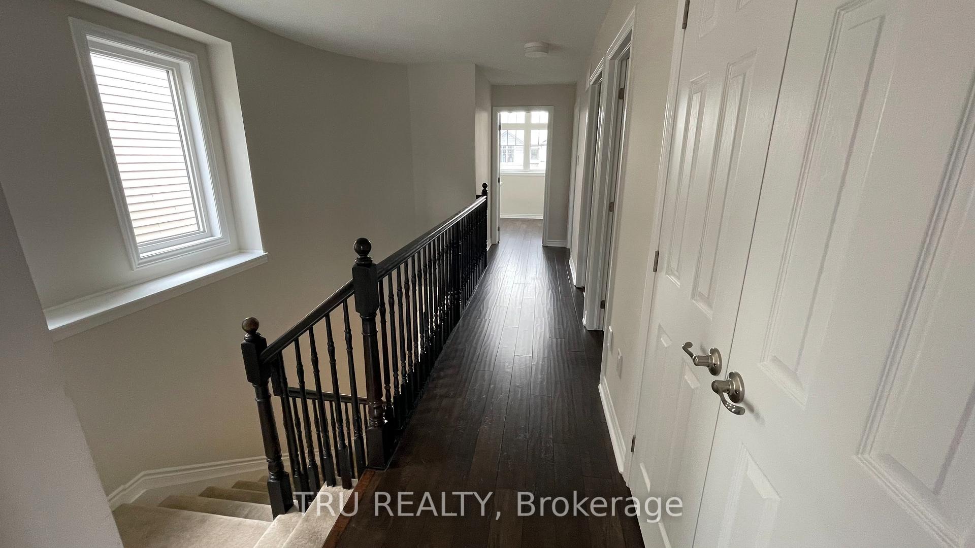 Photo 15 of 717 Brittanic Road N, Ottawa, Kanata - Emerald Meadows/Trailwest — HOMEH
