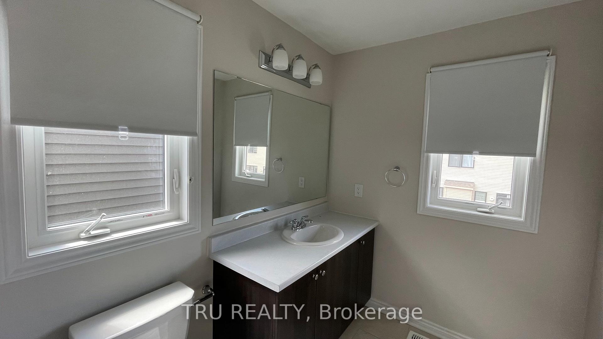 Photo 27 of 717 Brittanic Road N, Ottawa, Kanata - Emerald Meadows/Trailwest — HOMEH
