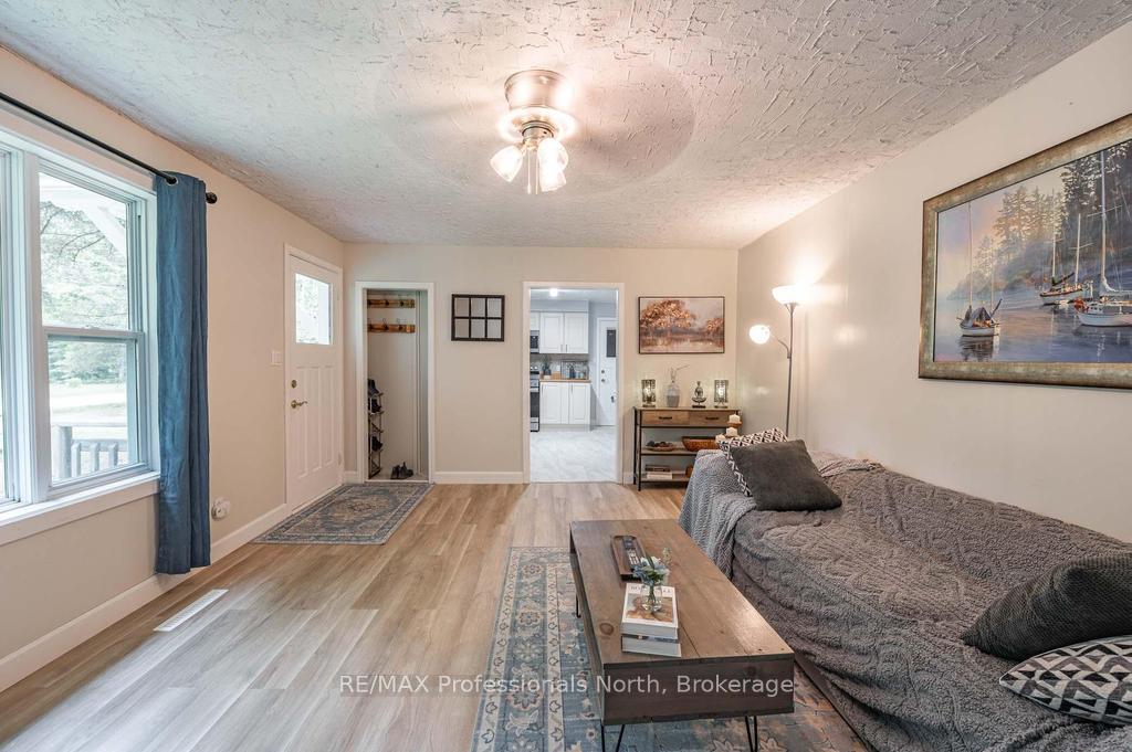 Photo 11 of 7 Stouffer Street, Minden Hills, Minden — HOMEH