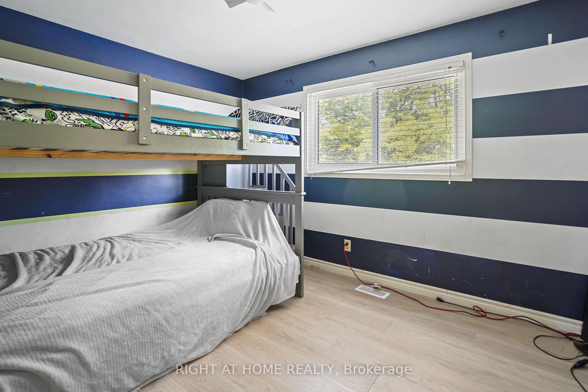 Photo 16 of 82 Dreger Avenue S, Kitchener — HOMEH
