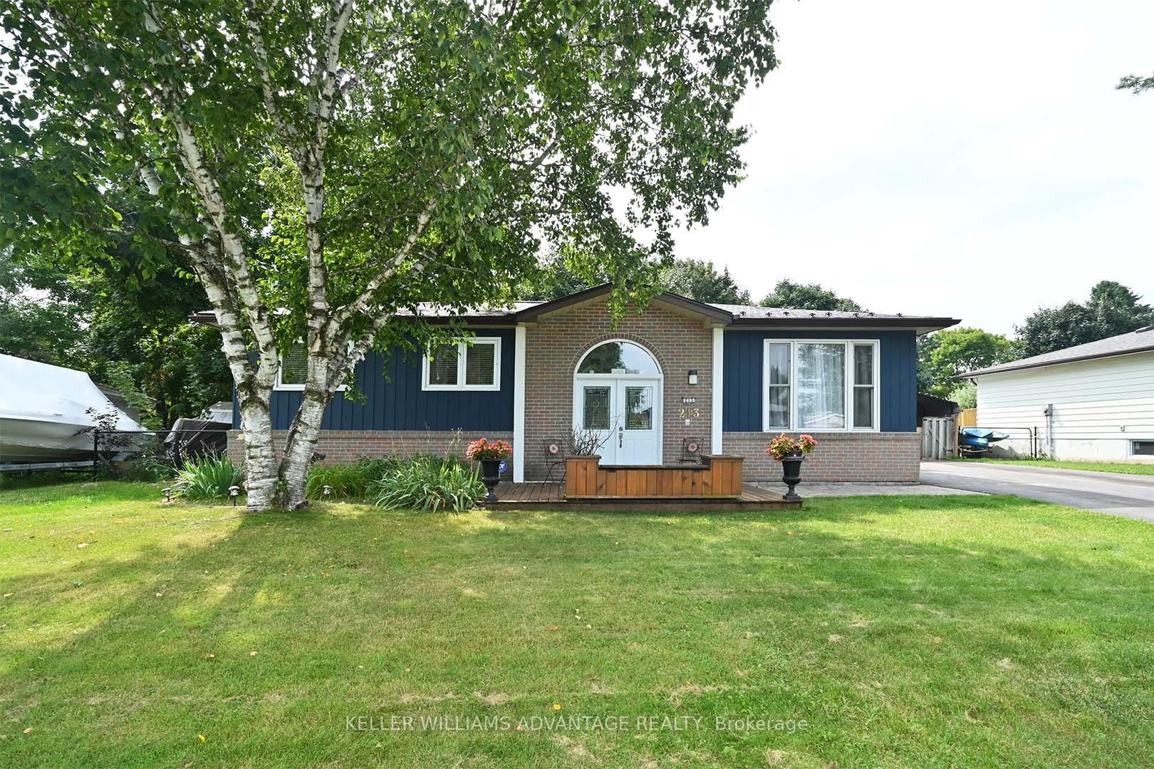 Photo 2 of 213 Sunset Crescent, Innisfil, Stroud — HOMEH
