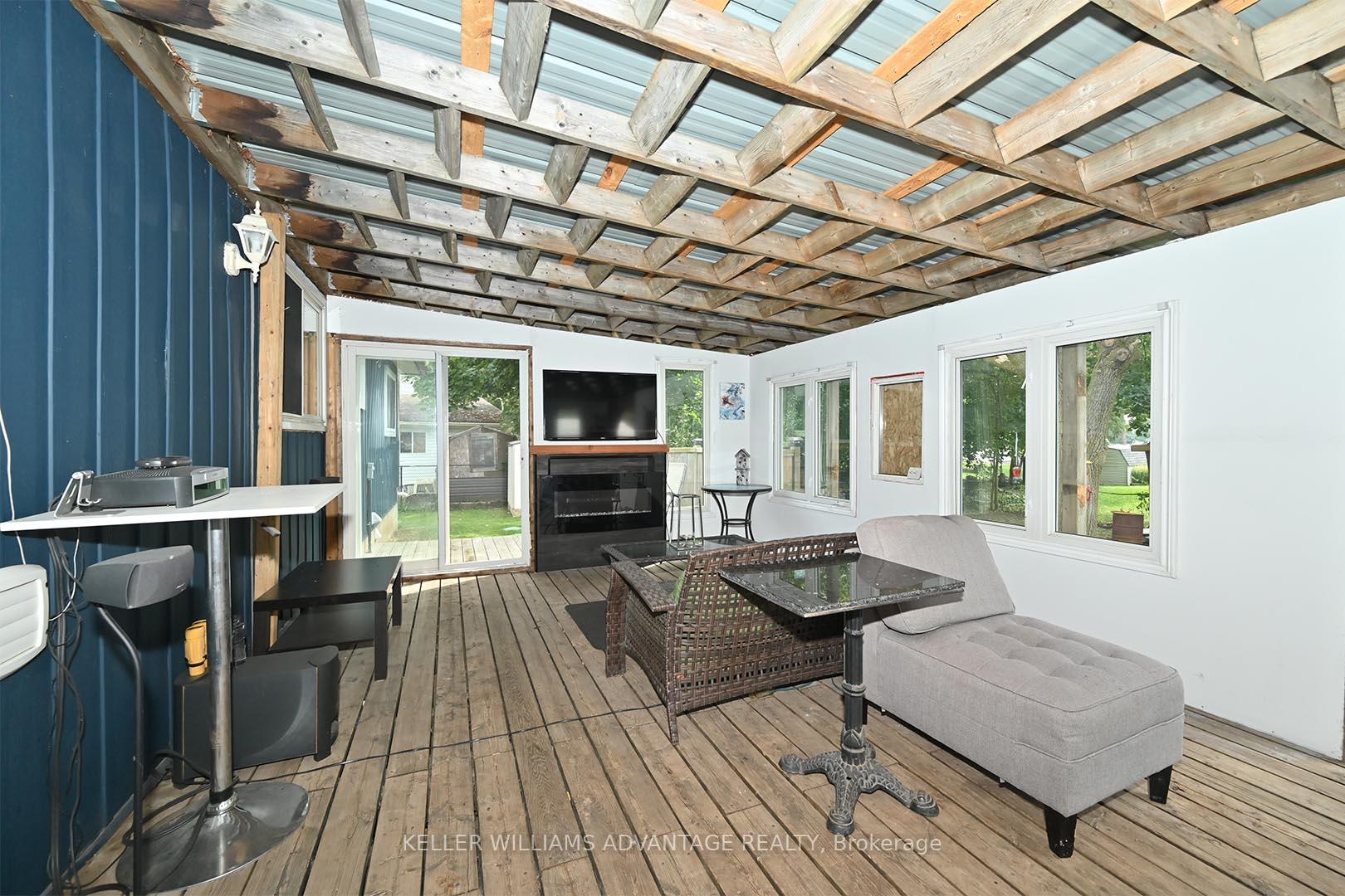 Photo 12 of 213 Sunset Crescent, Innisfil, Stroud — HOMEH