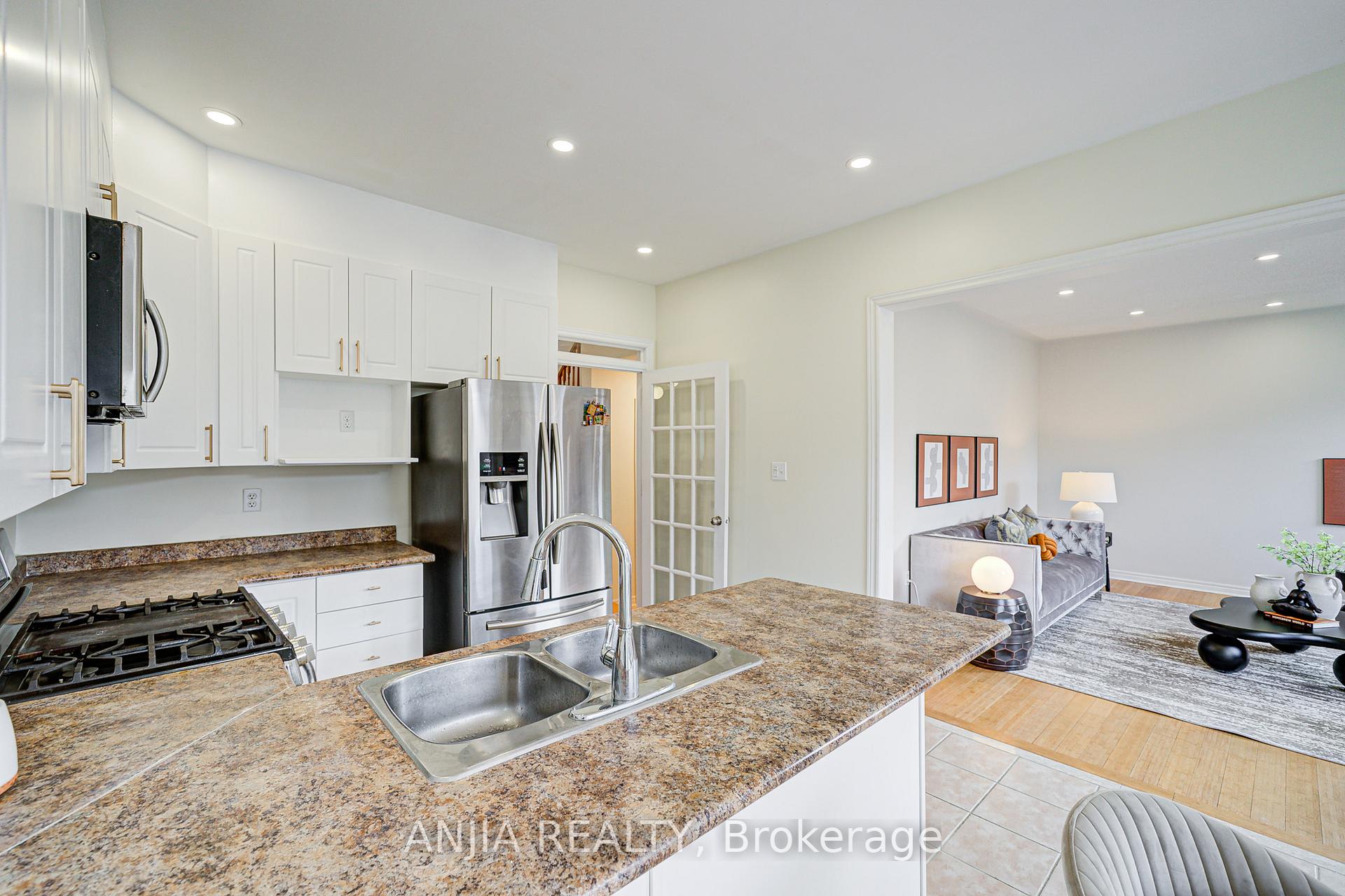 Photo 16 of 140 Edward Jefferys Avenue, Markham, Wismer — HOMEH