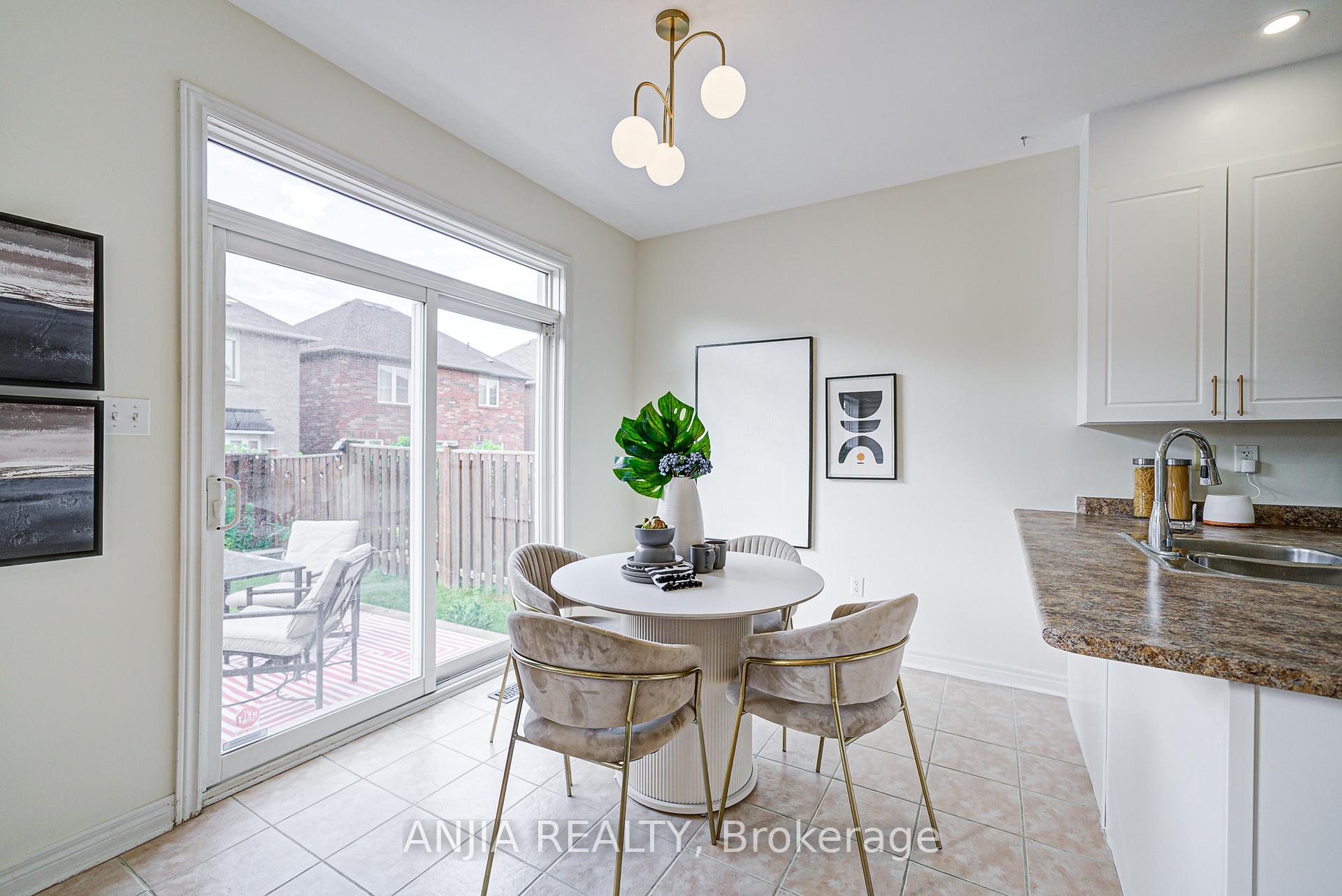 Photo 18 of 140 Edward Jefferys Avenue, Markham, Wismer — HOMEH