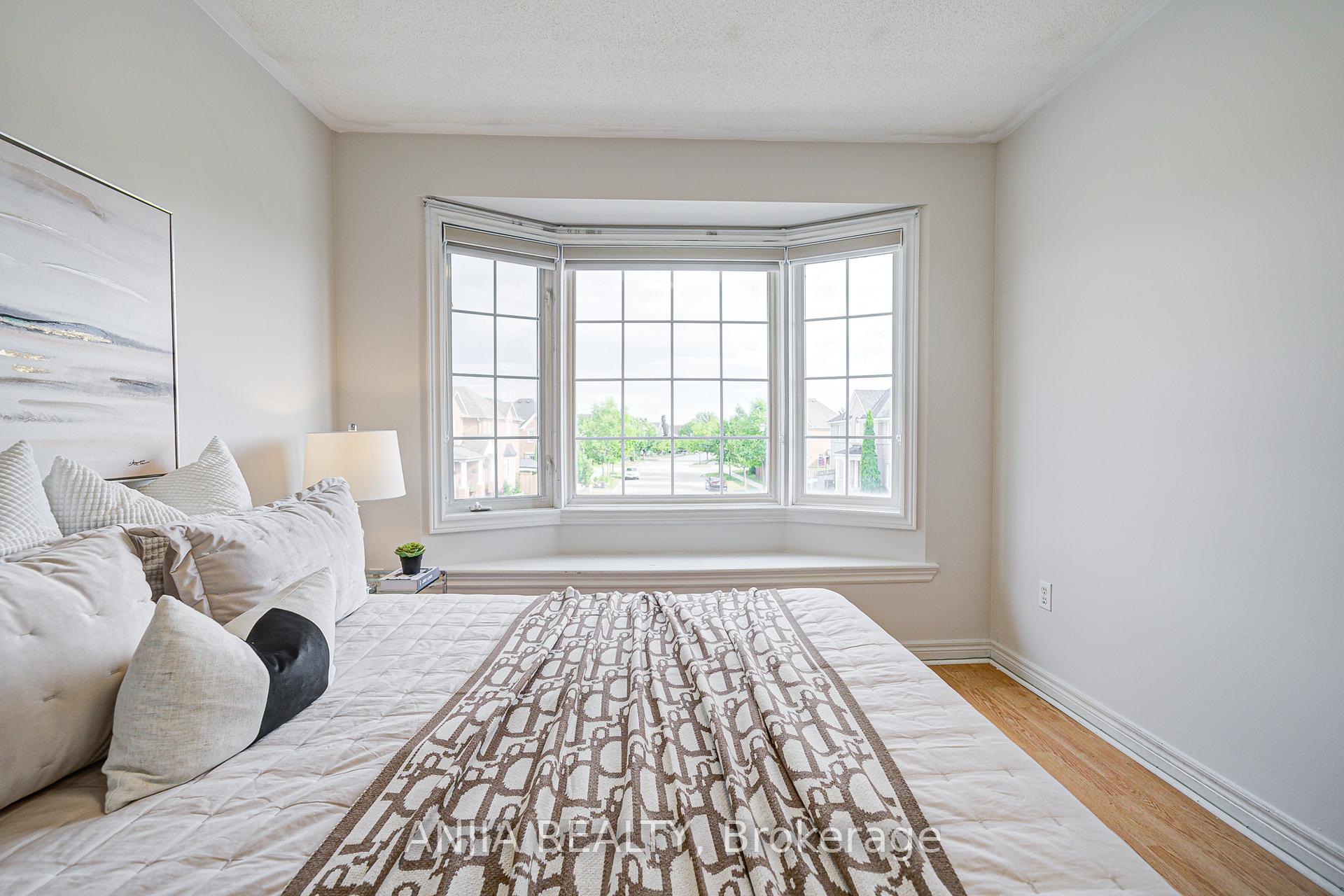 Photo 29 of 140 Edward Jefferys Avenue, Markham, Wismer — HOMEH