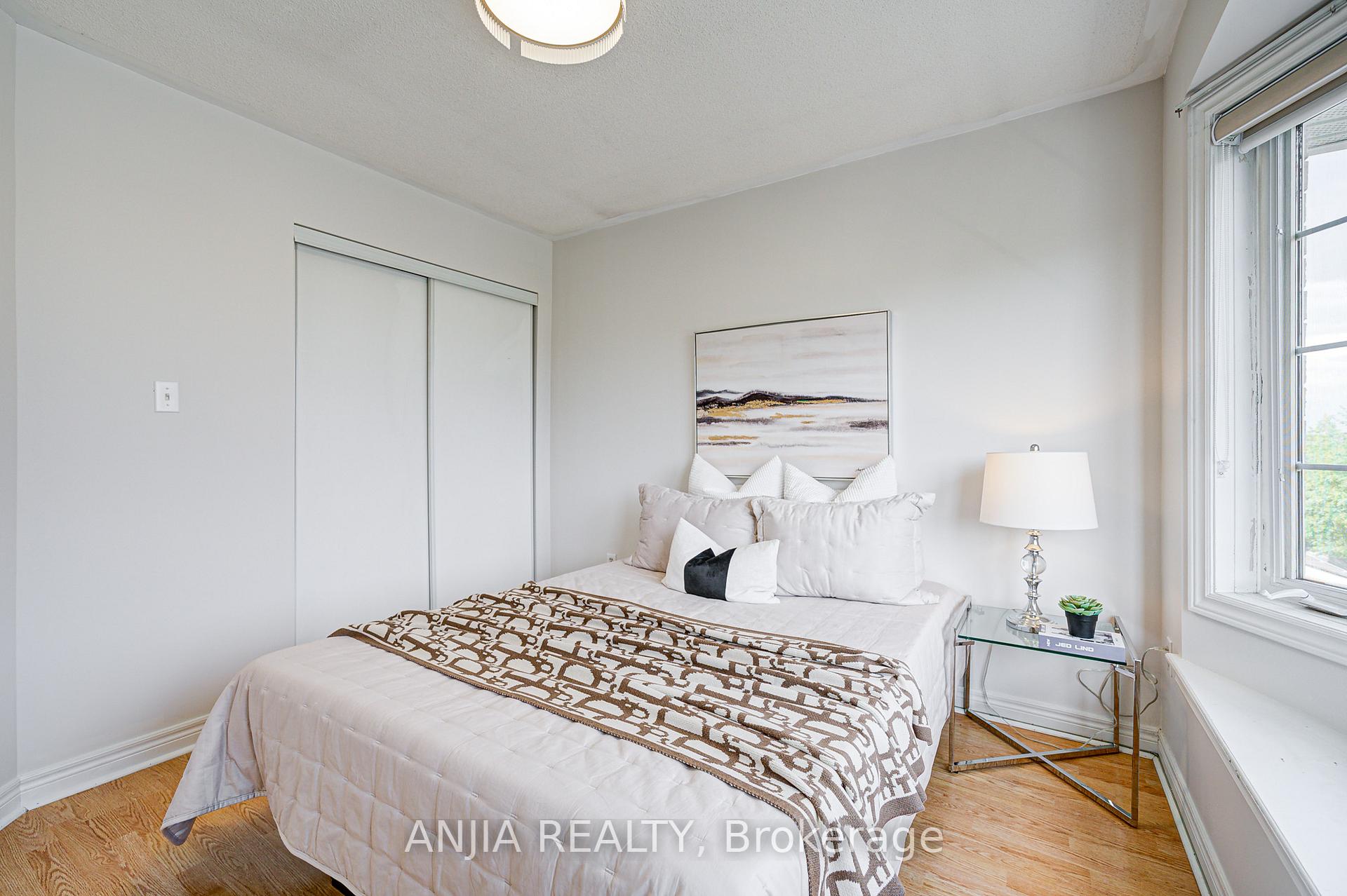Photo 30 of 140 Edward Jefferys Avenue, Markham, Wismer — HOMEH