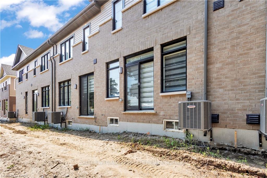 Photo 26 of Unit 74, 474 Provident Way, Hamilton, Mount Hope — HOMEH