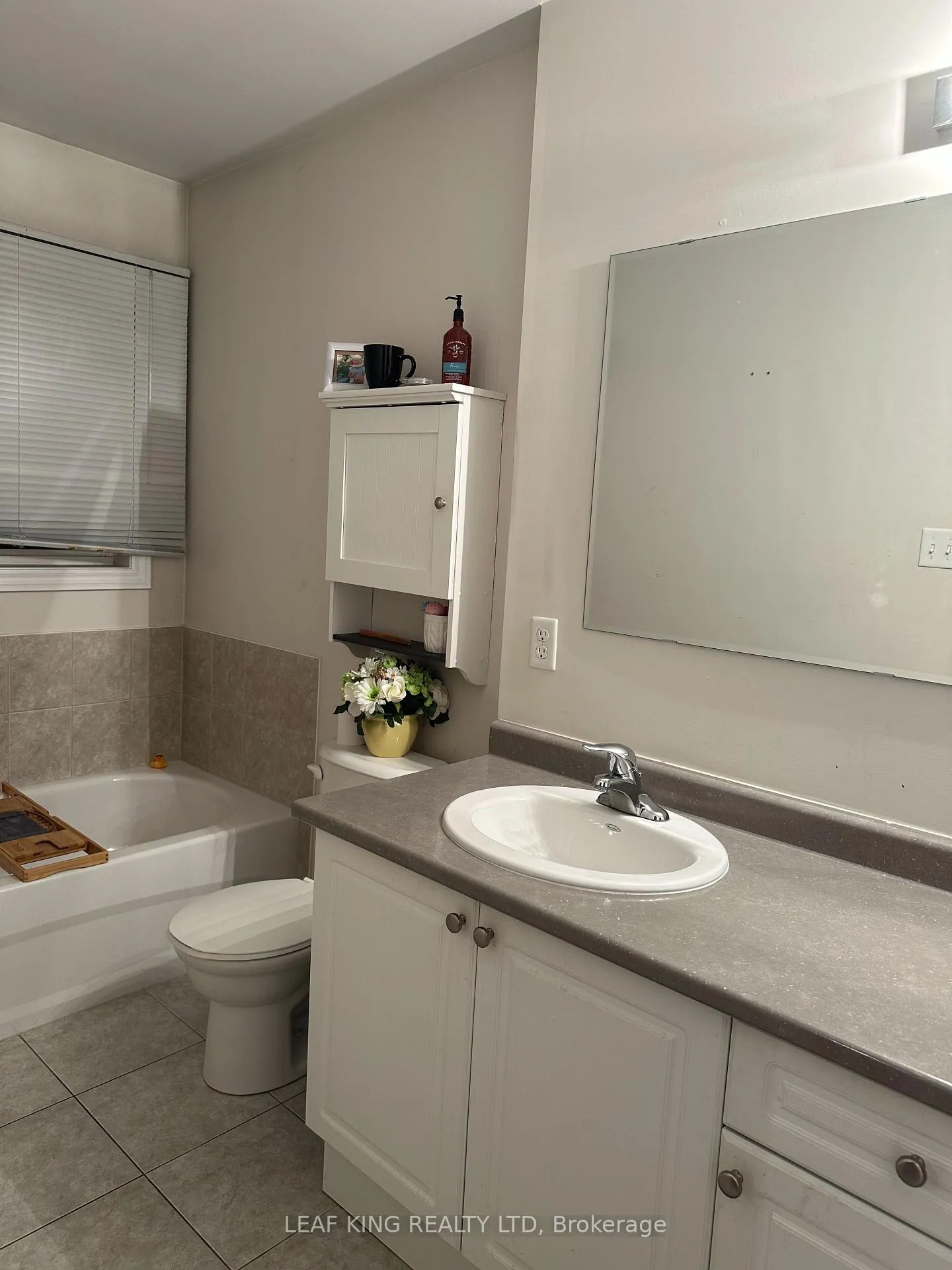Photo 16 of 573 Murray Meadows Place, Milton, Clarke — HOMEH
